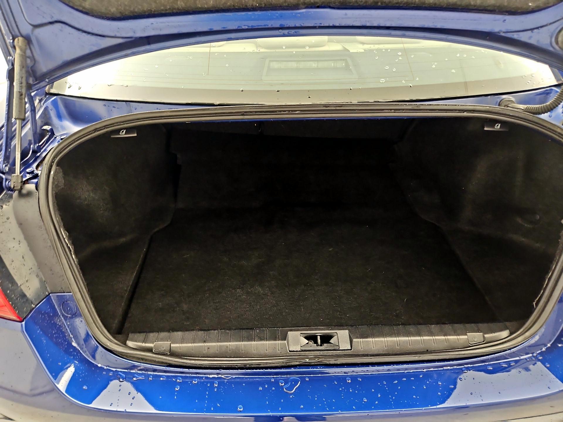Thumbnail: 2016 Subaru Legacy - 20