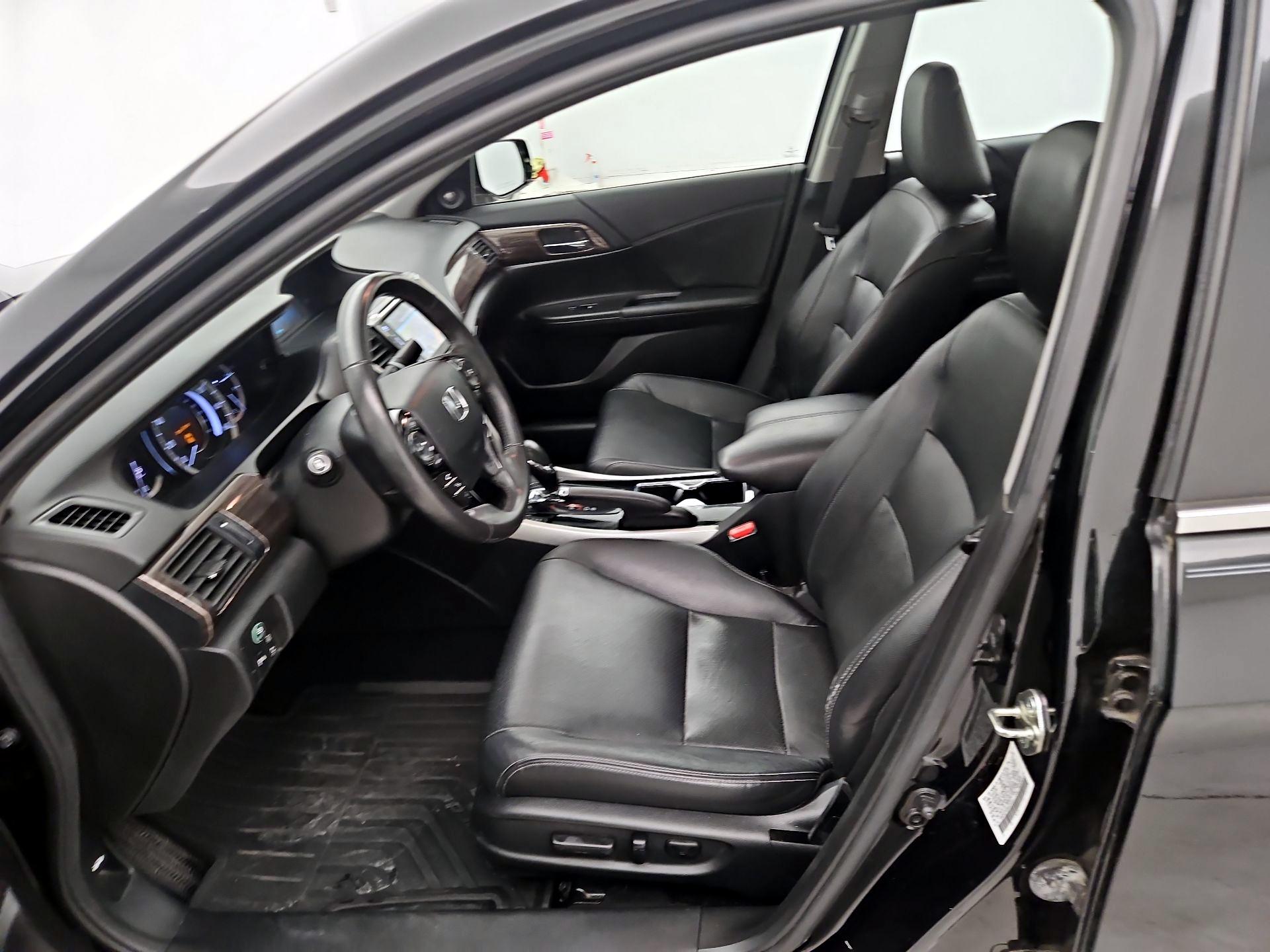 Thumbnail: 2017 Honda Accord - 11