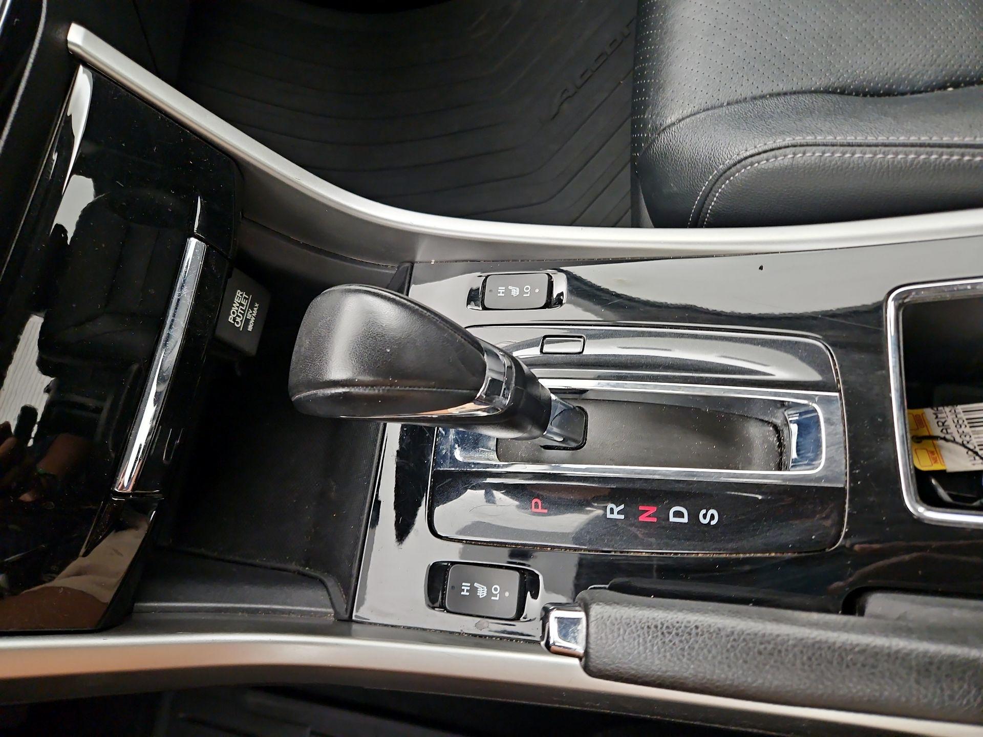 Thumbnail: 2017 Honda Accord - 18