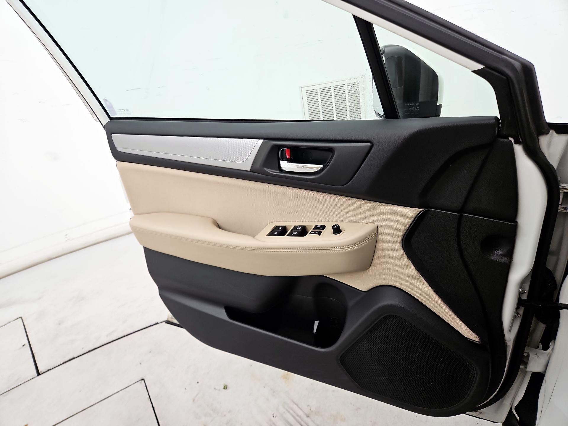 Thumbnail: 2018 Subaru Outback - 12