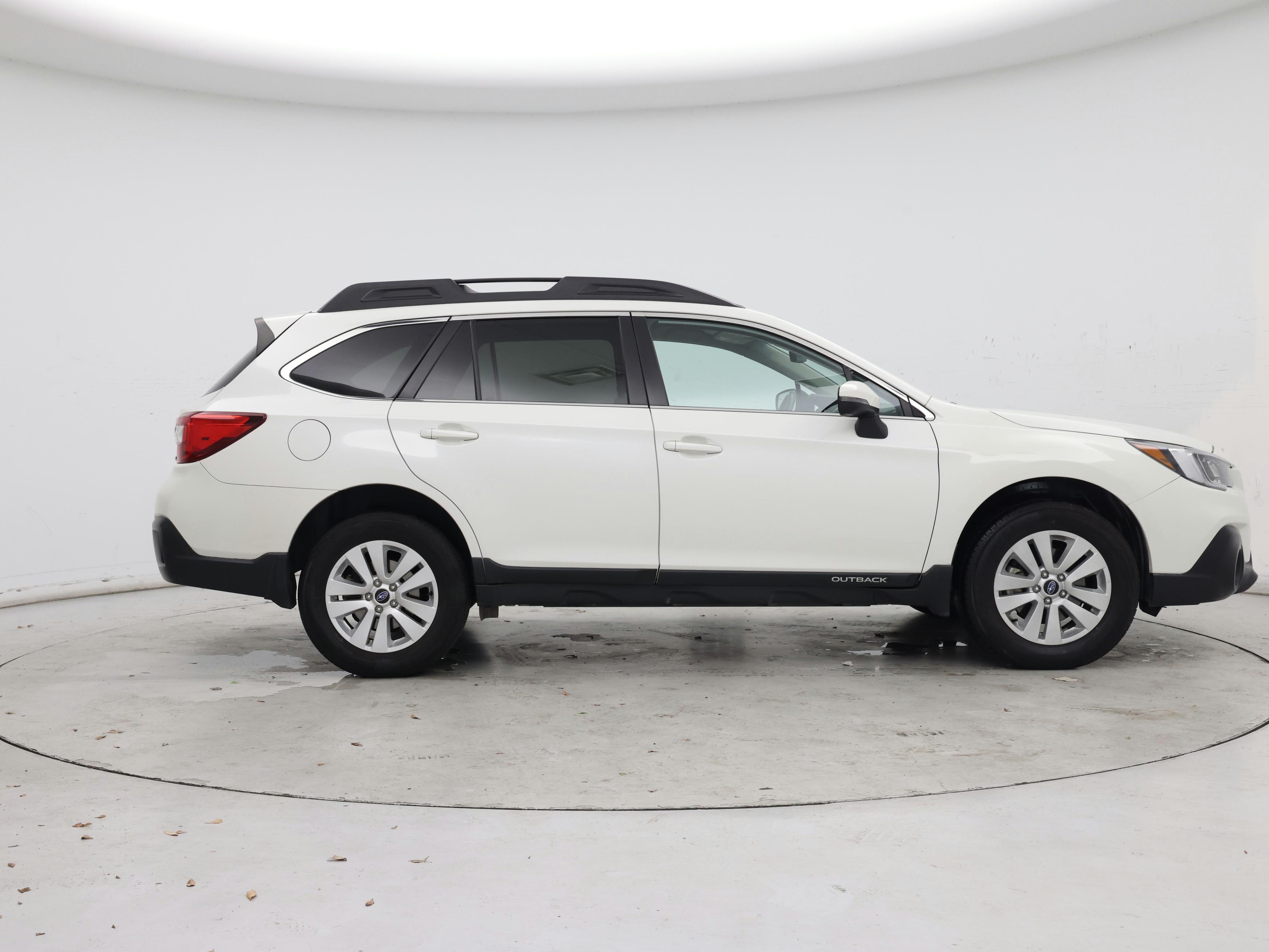 Thumbnail: 2018 Subaru Outback - 7