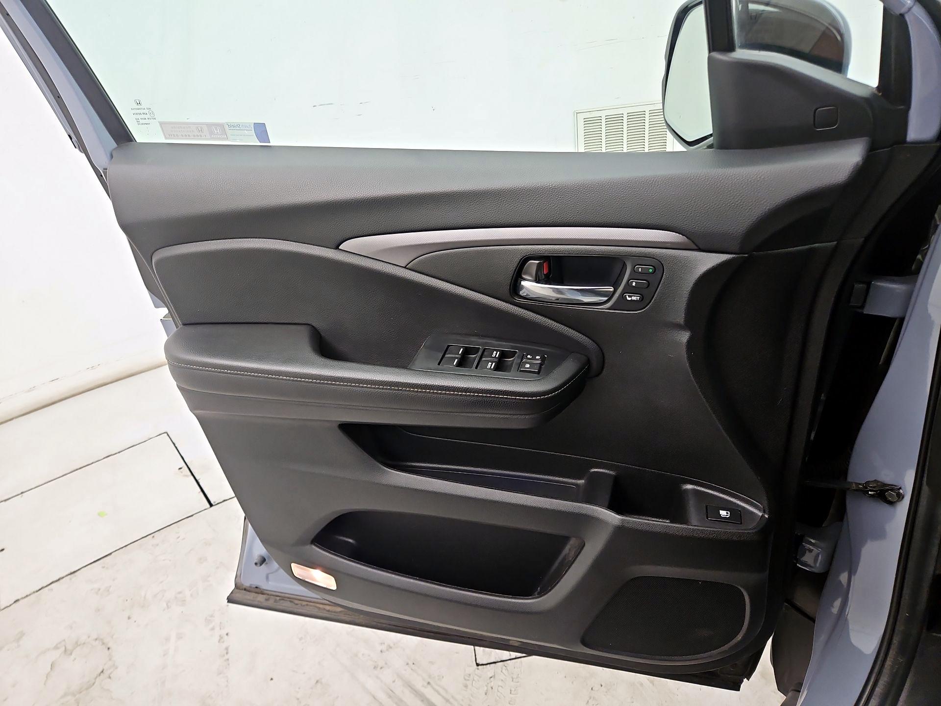 Thumbnail: 2023 Honda Ridgeline - 12