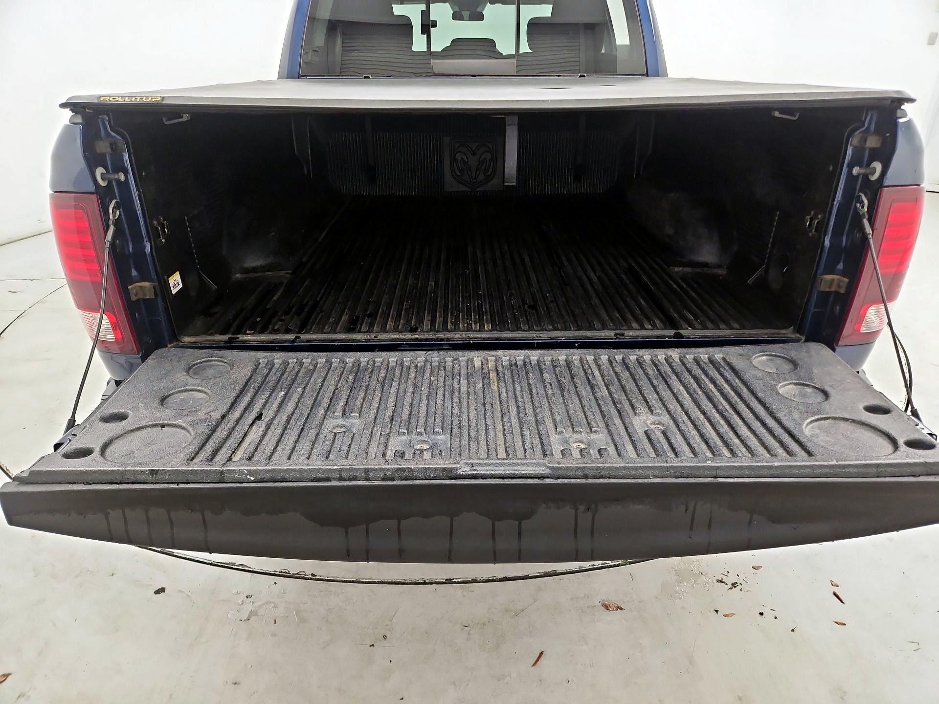Thumbnail: 2019 RAM 1500 Classic - 20