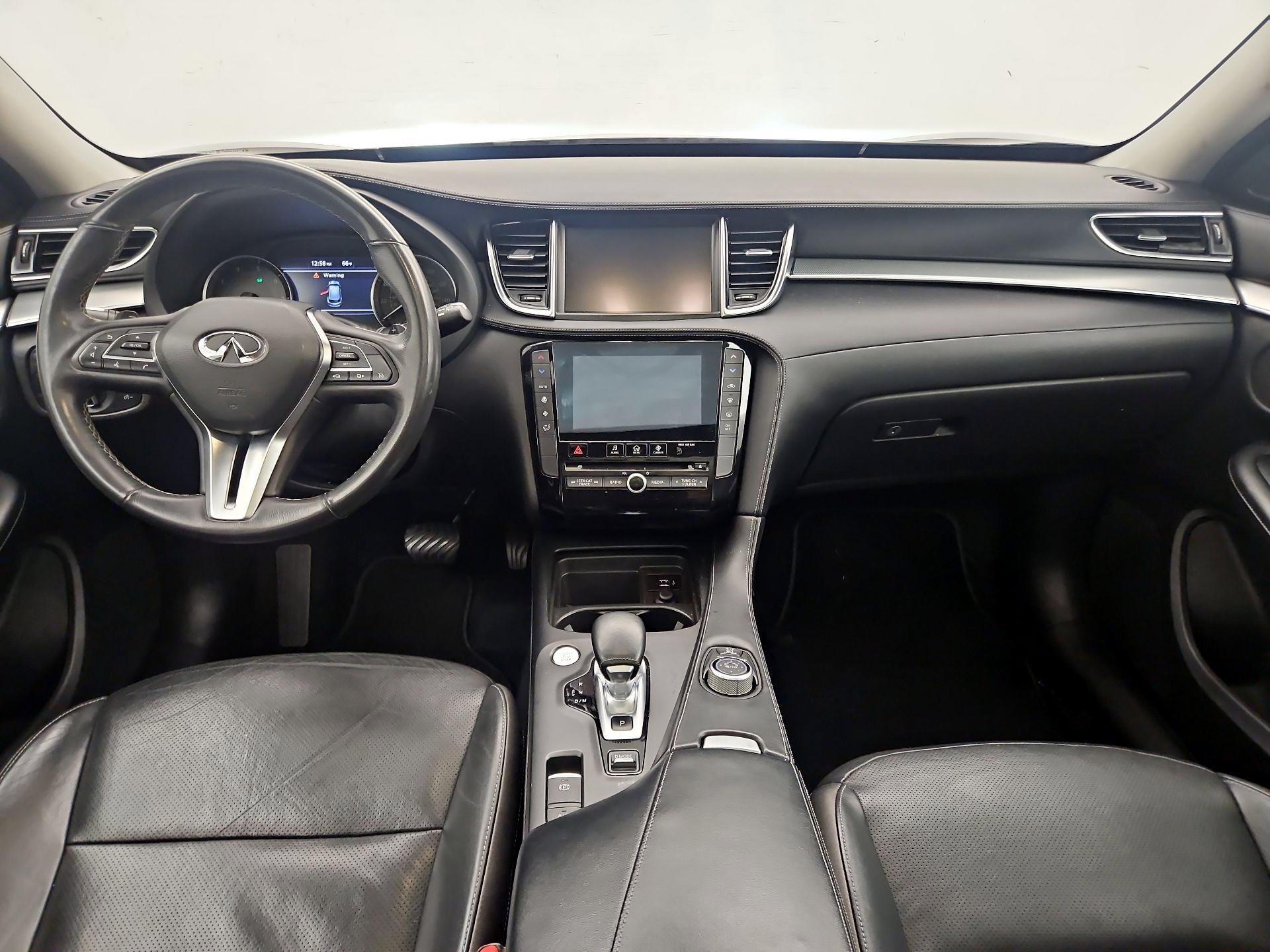 Thumbnail: 2019 INFINITI QX50 - 9