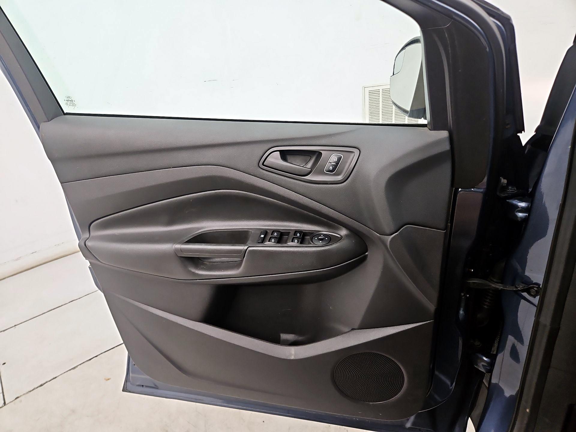 Thumbnail: 2018 Ford Escape - 12