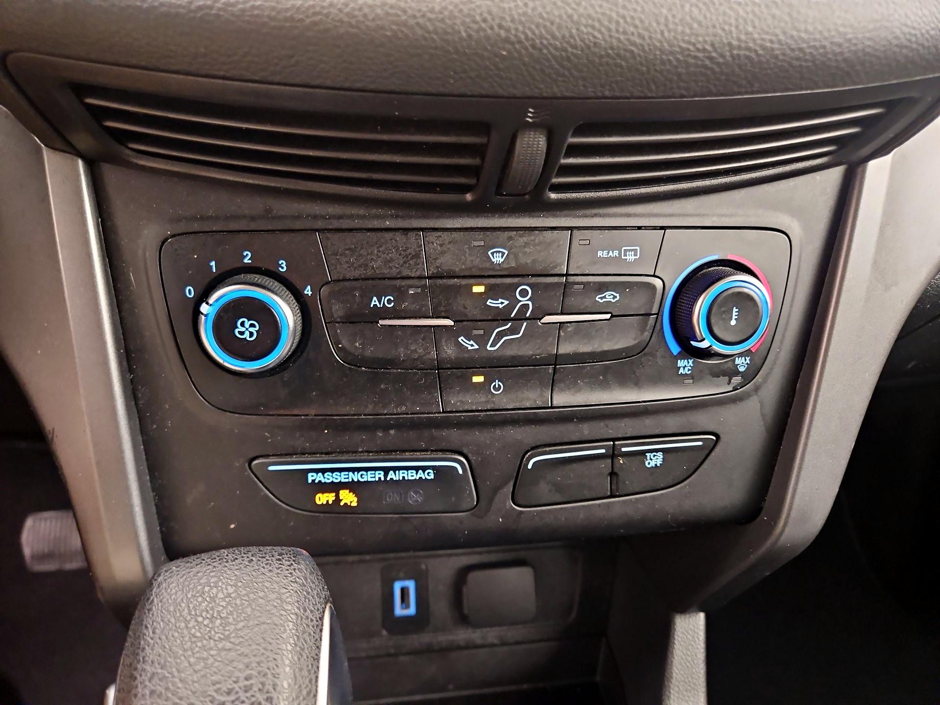 Thumbnail: 2018 Ford Escape - 16