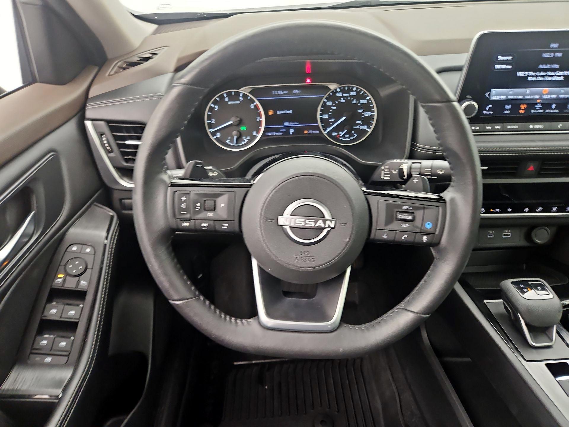 Thumbnail: 2023 Nissan Rogue - 10