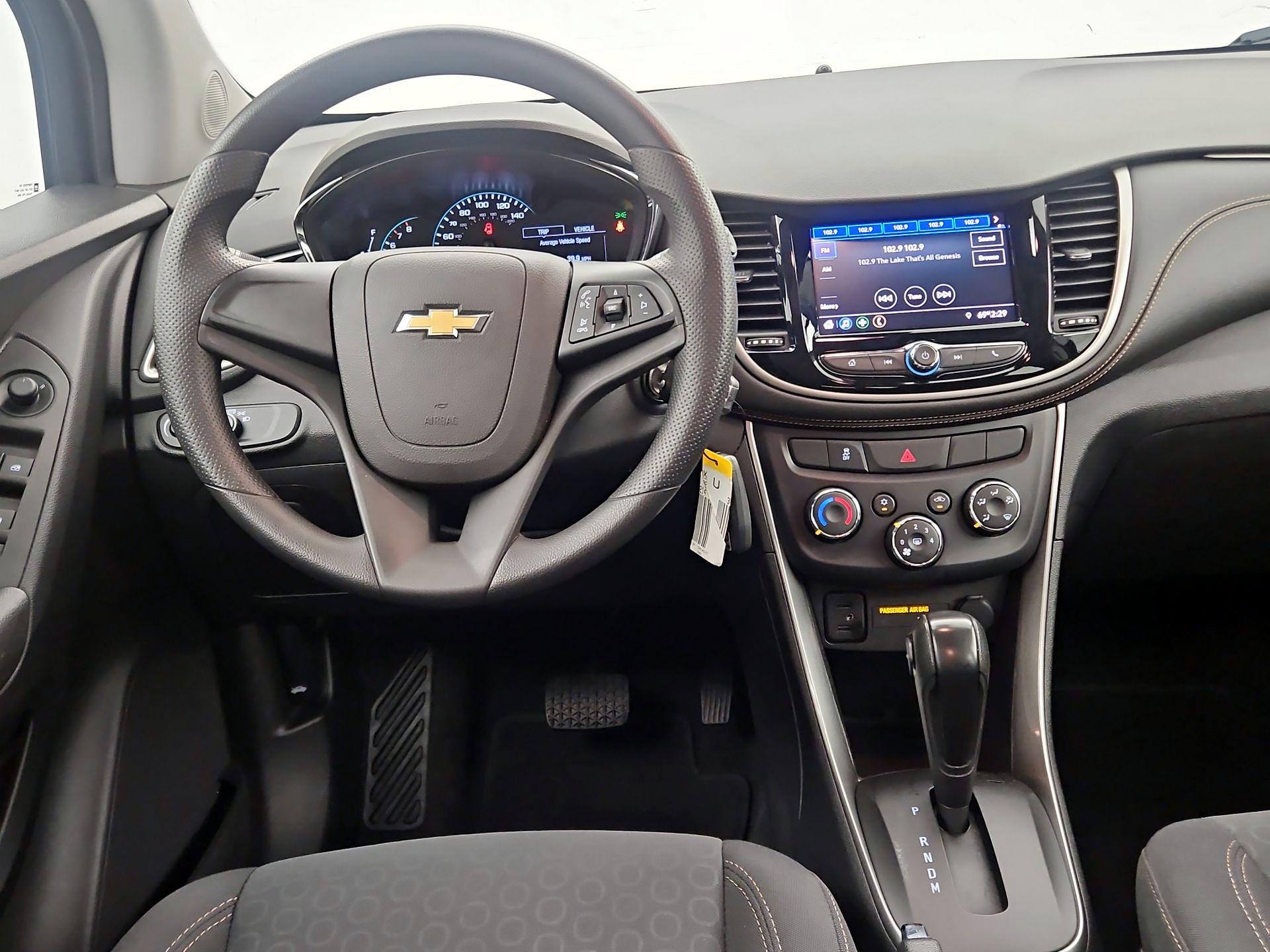 Thumbnail: 2020 Chevrolet Trax - 10