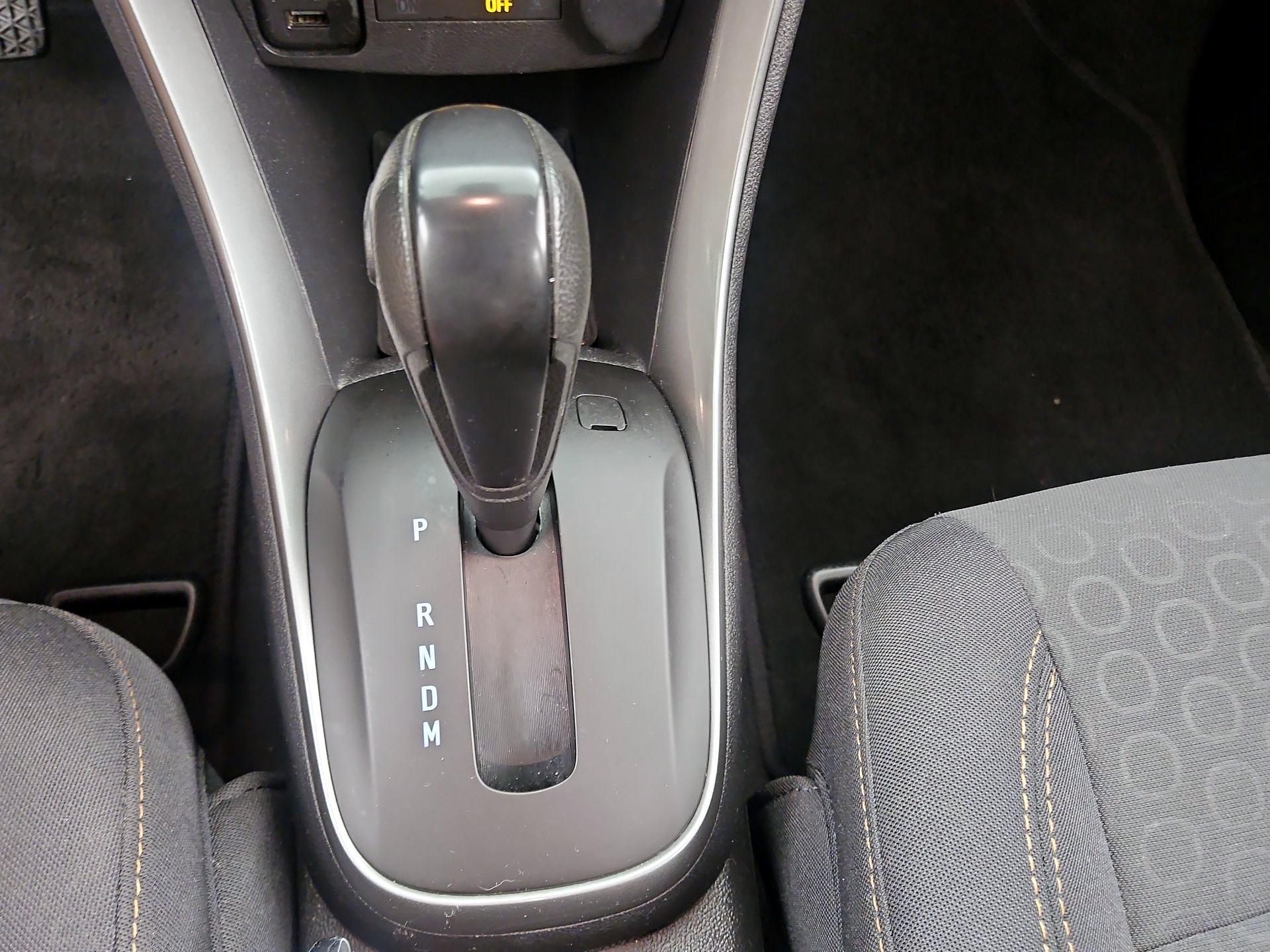 Thumbnail: 2020 Chevrolet Trax - 17