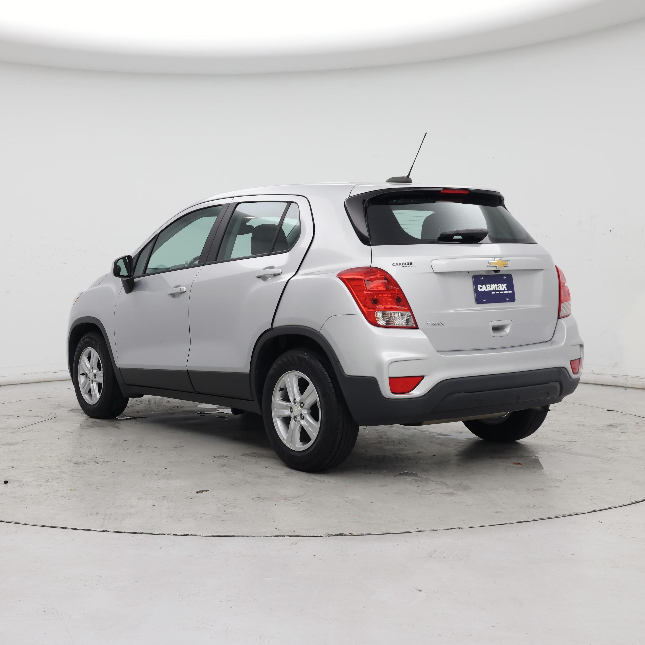 Thumbnail: 2020 Chevrolet Trax - 2