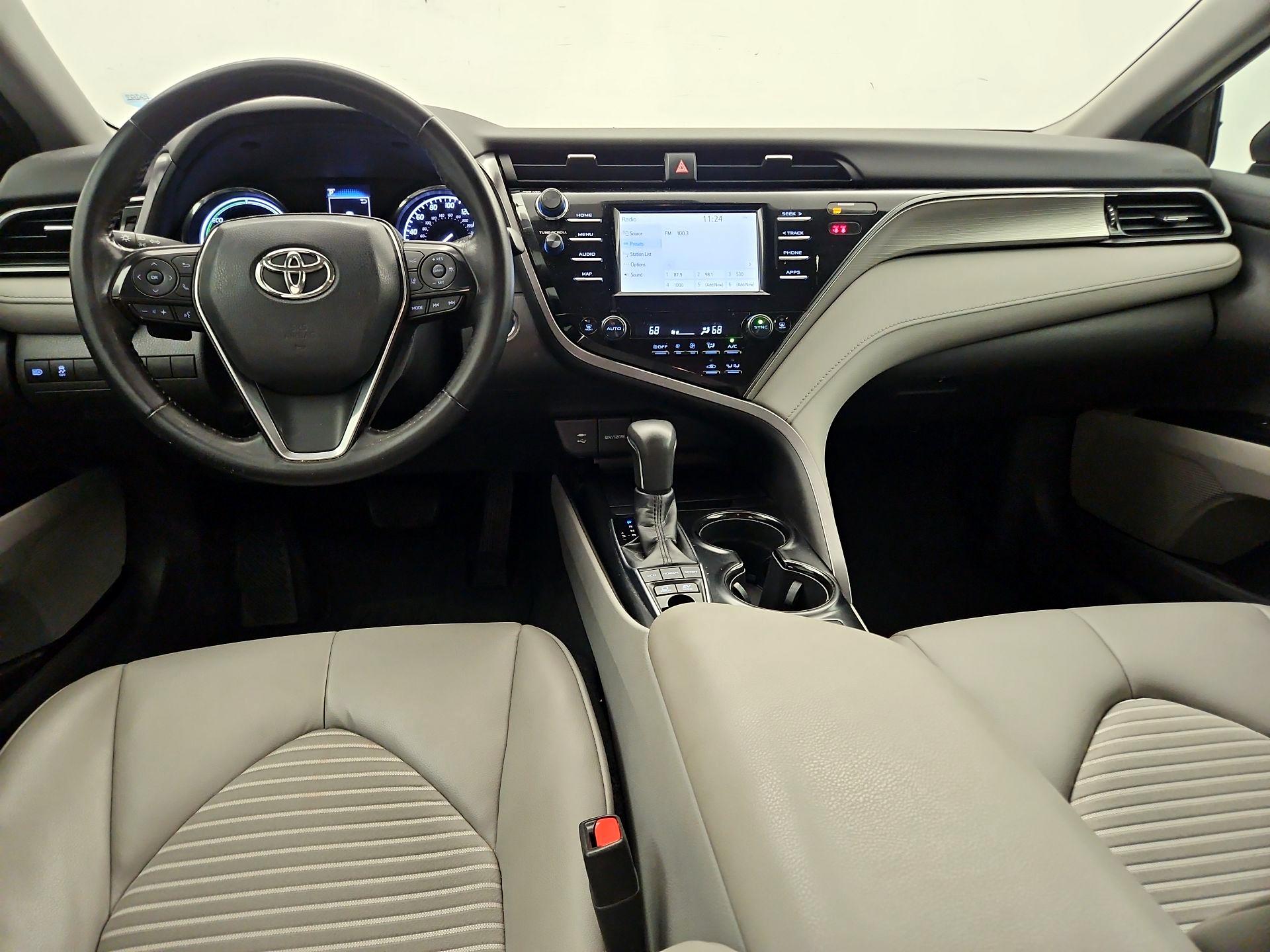 Thumbnail: 2019 Toyota Camry - 9