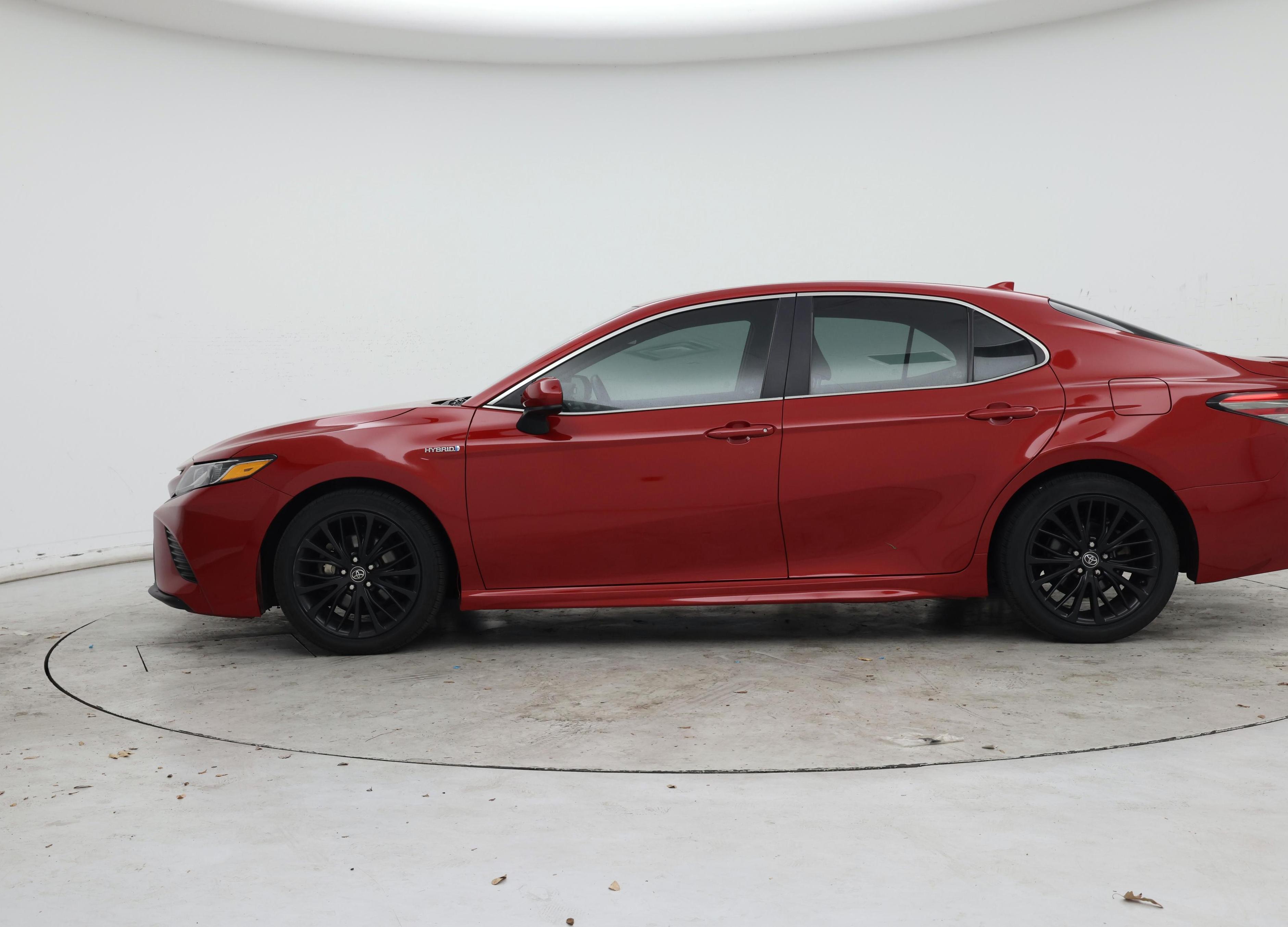 Thumbnail: 2019 Toyota Camry - 3