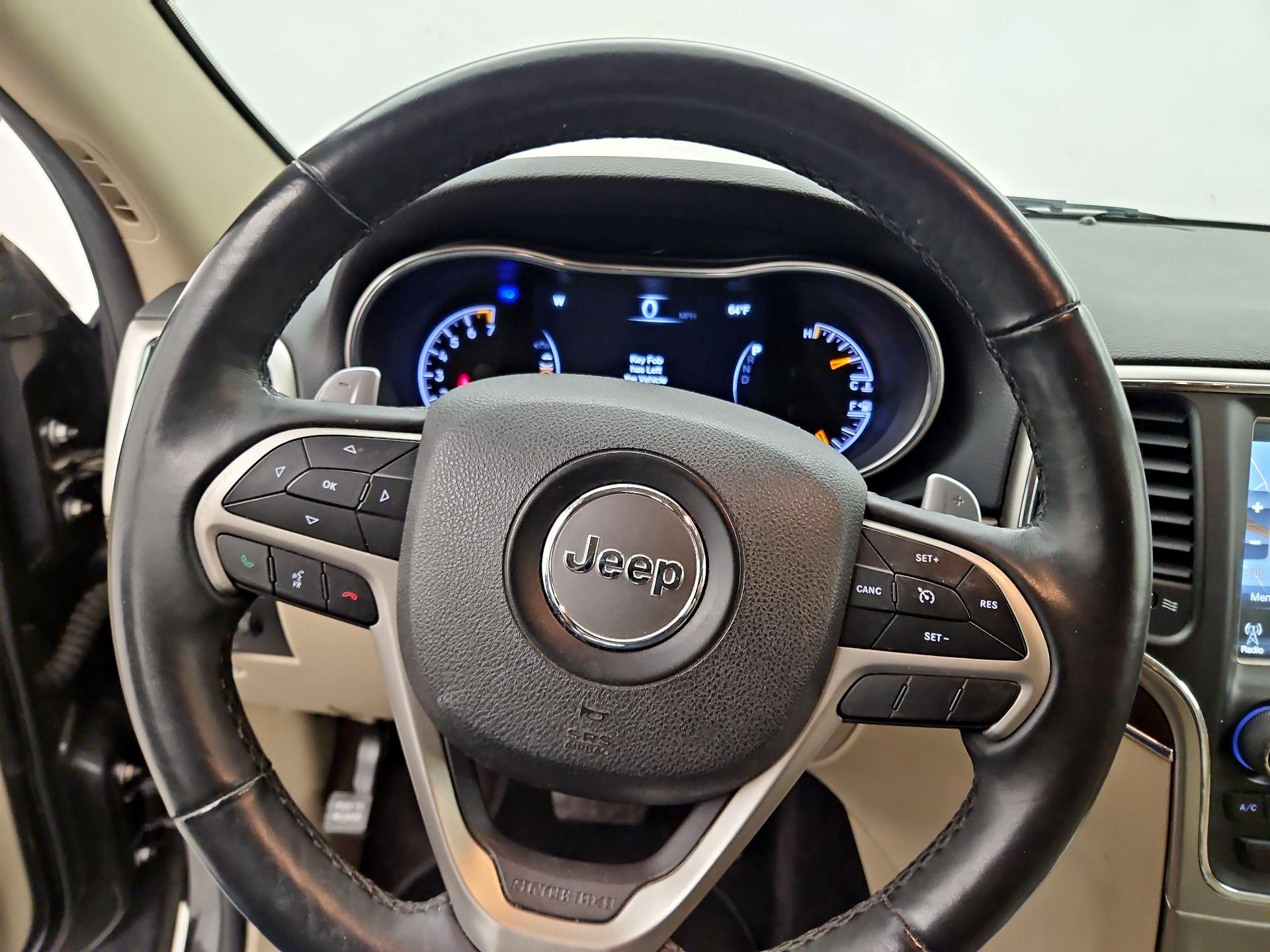 Thumbnail: 2017 Jeep Grand Cherokee - 10