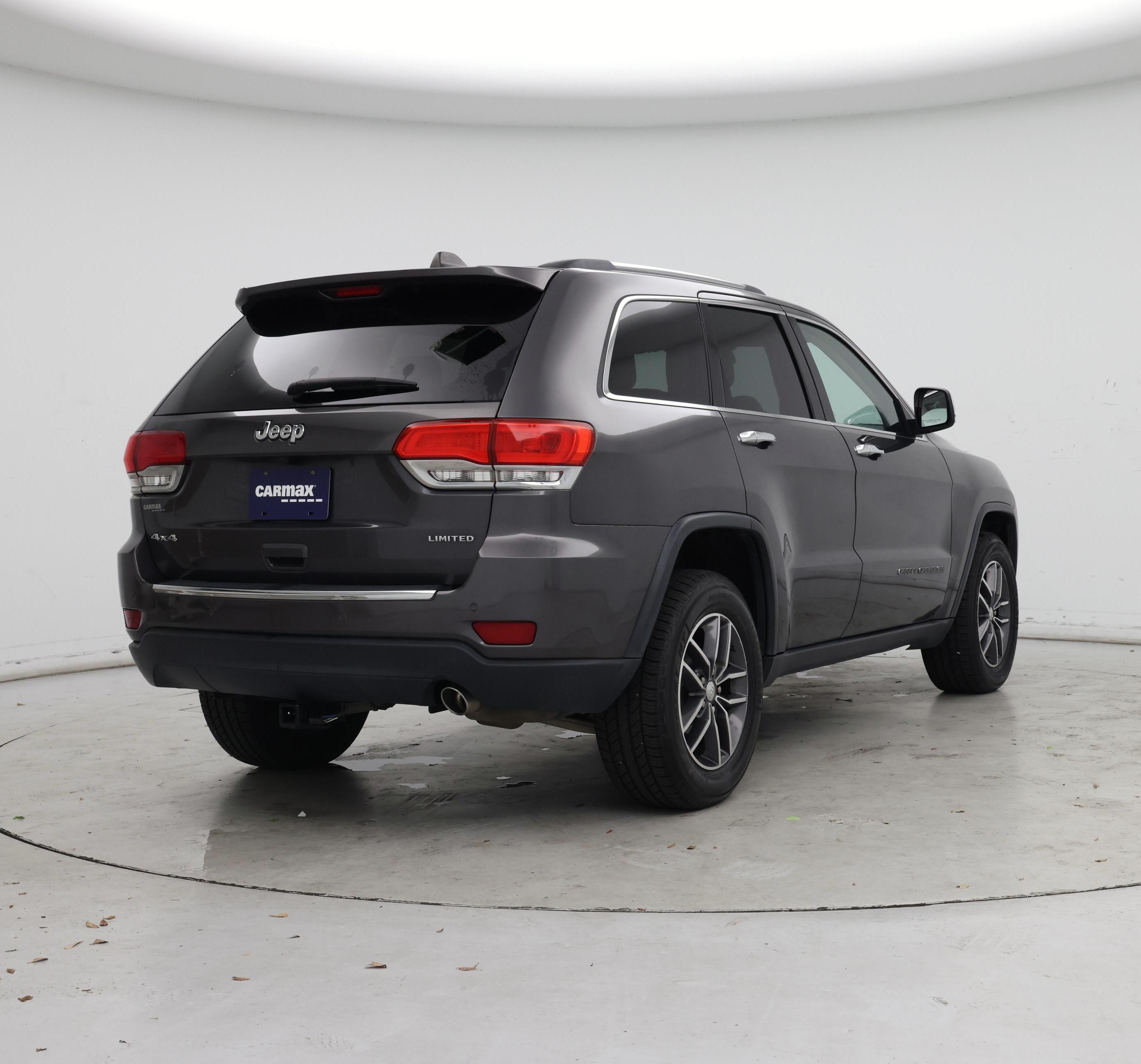 Thumbnail: 2017 Jeep Grand Cherokee - 8