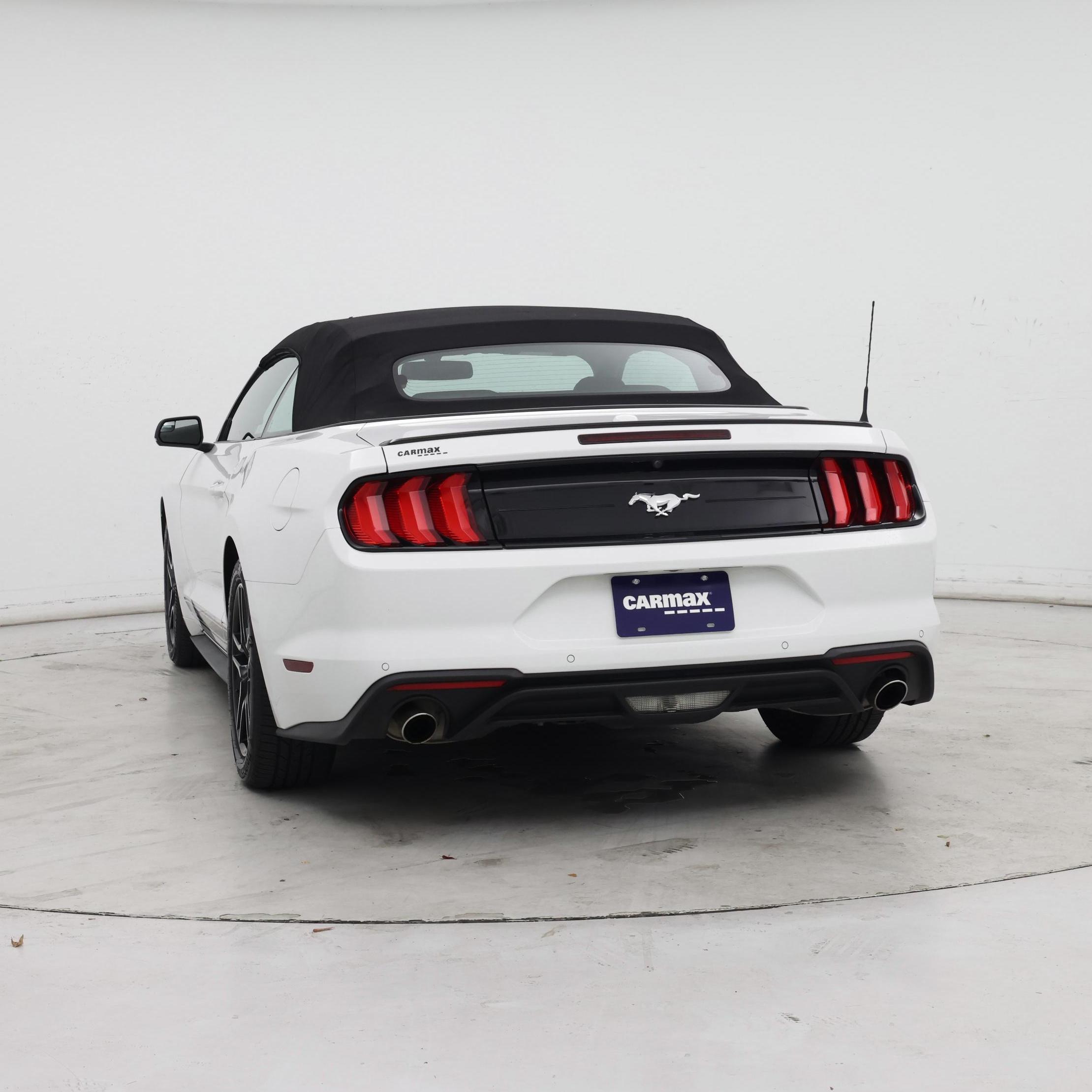Thumbnail: 2019 Ford Mustang - 6