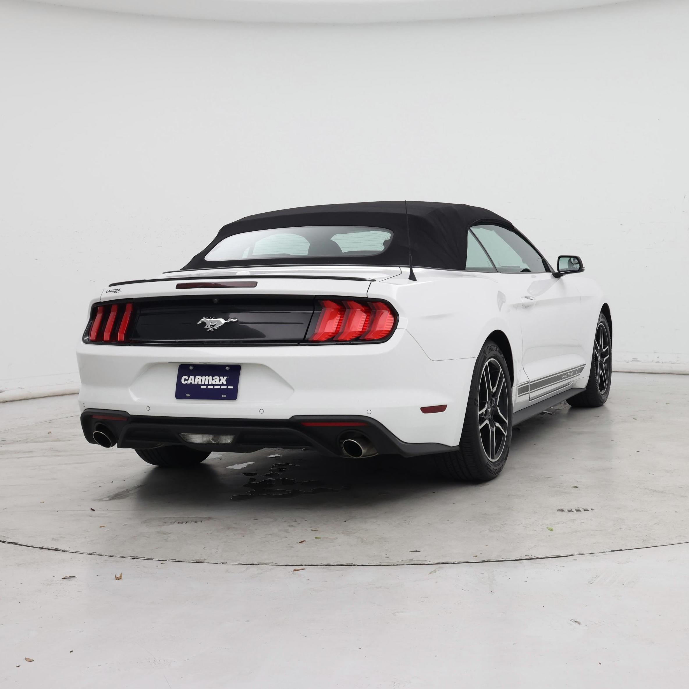 Thumbnail: 2019 Ford Mustang - 8