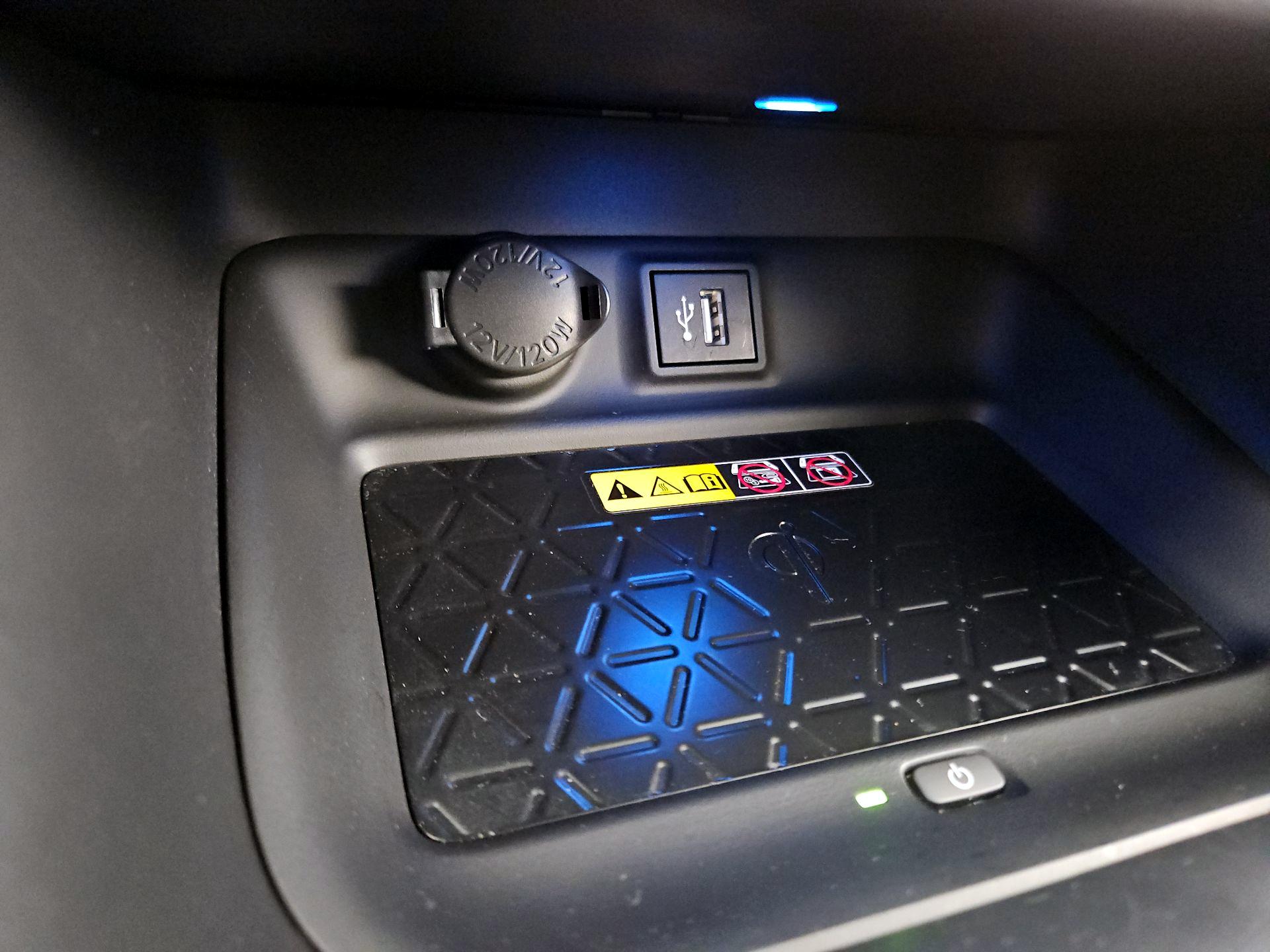 Thumbnail: 2024 Toyota RAV4 - 18