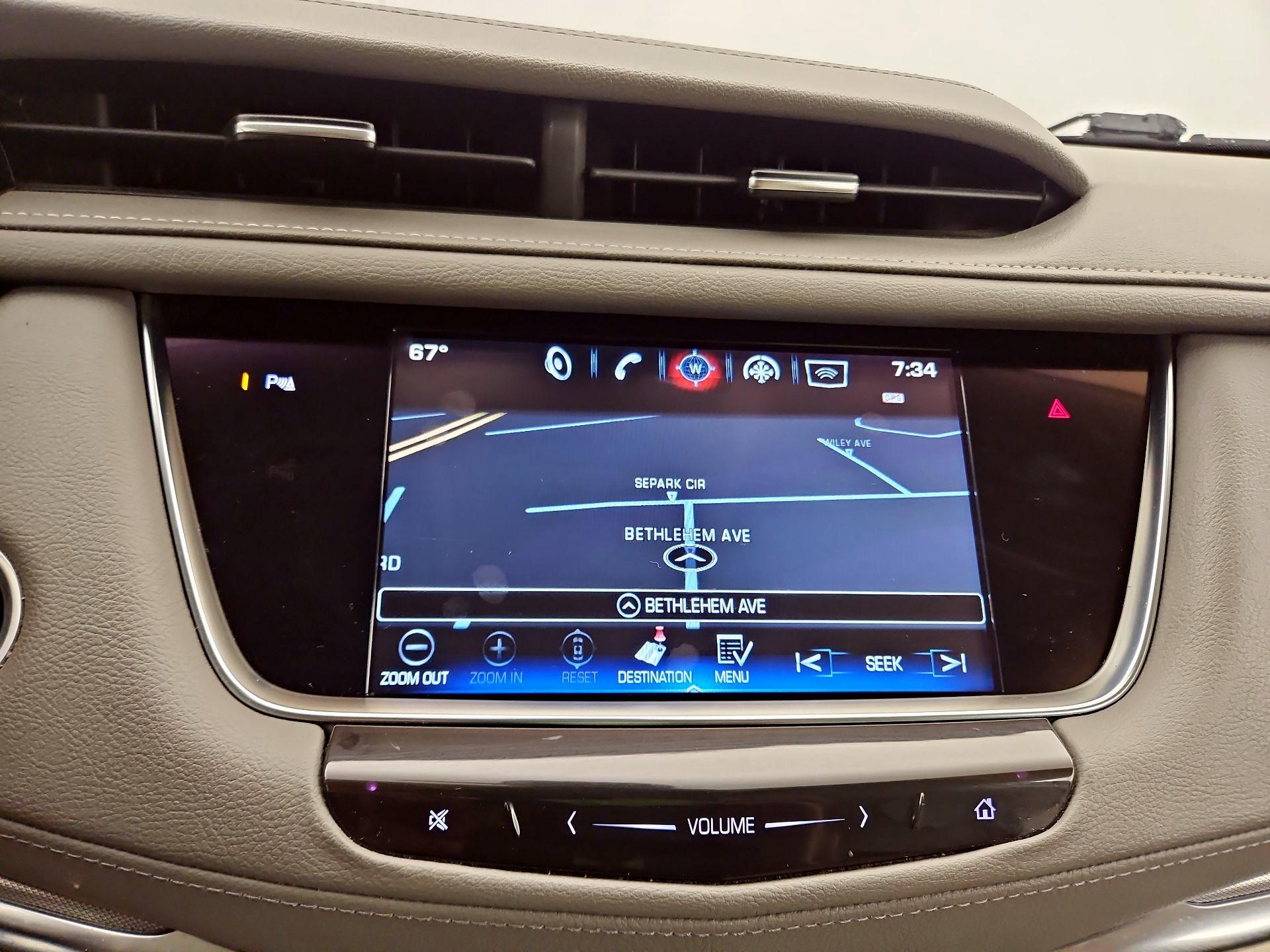 Thumbnail: 2017 Cadillac XT5 - 14