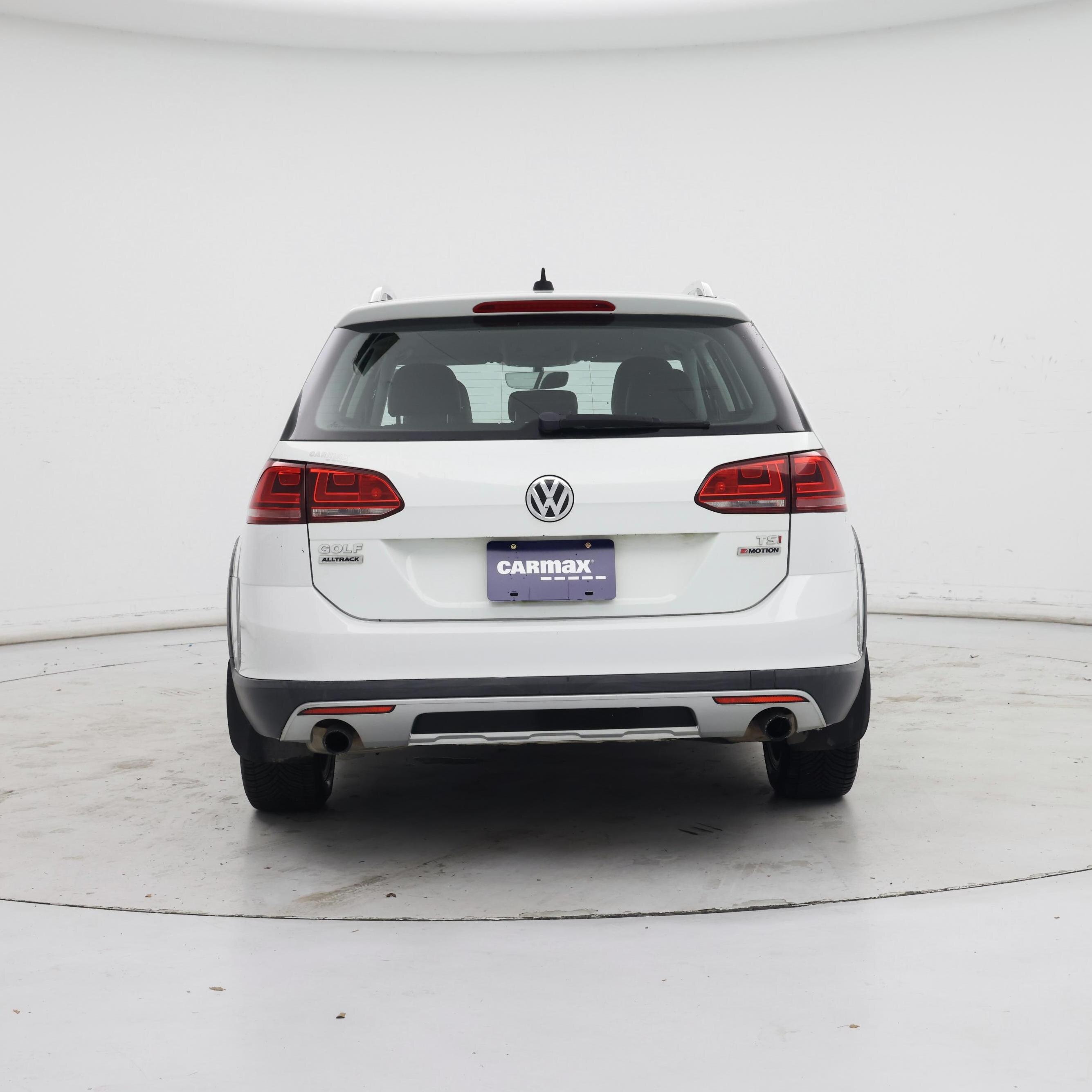 Thumbnail: 2017 Volkswagen Golf - 6