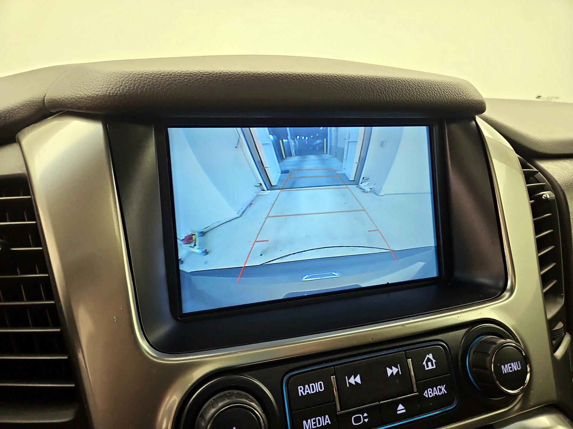 Thumbnail: 2019 Chevrolet Tahoe - 15