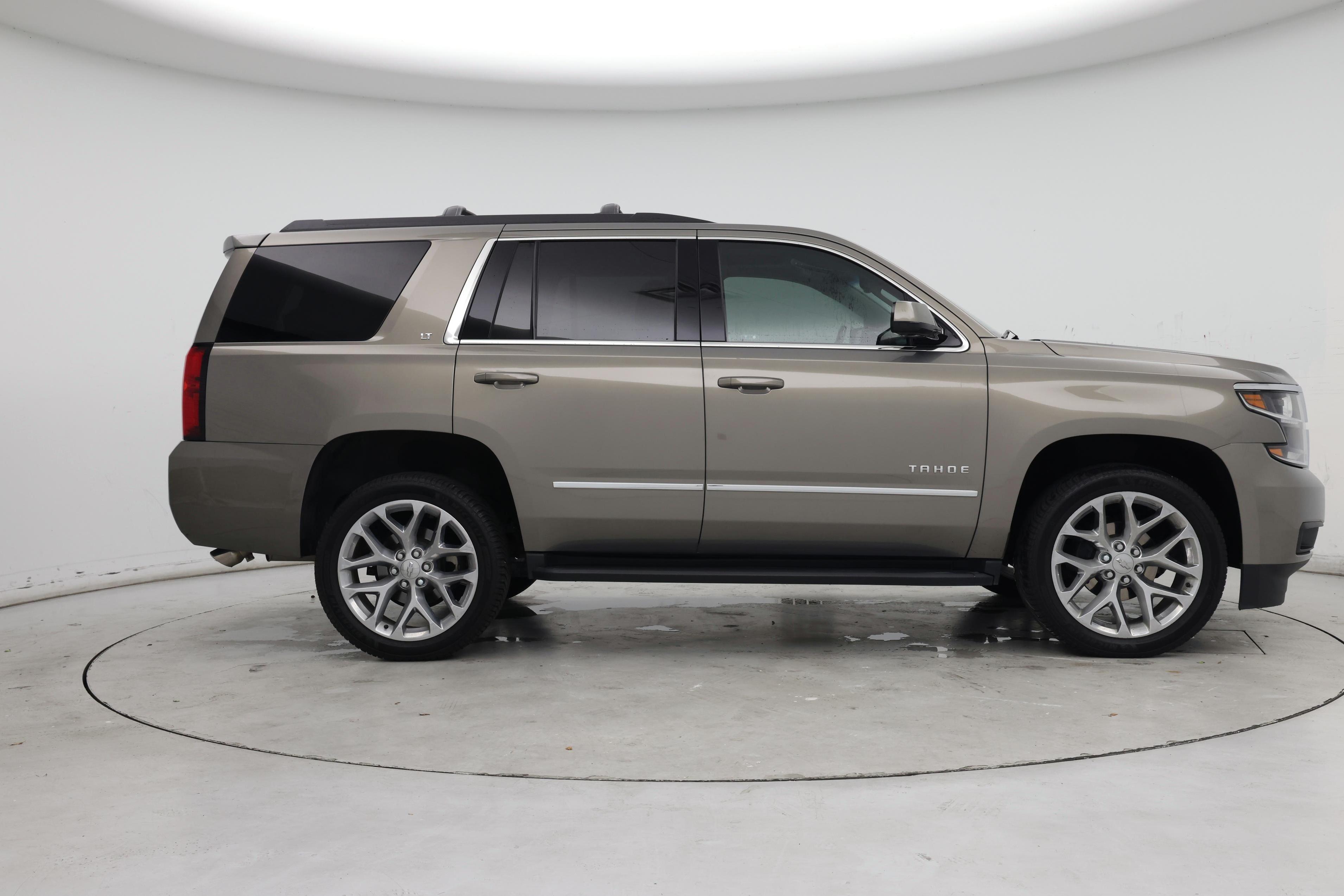 Thumbnail: 2019 Chevrolet Tahoe - 7
