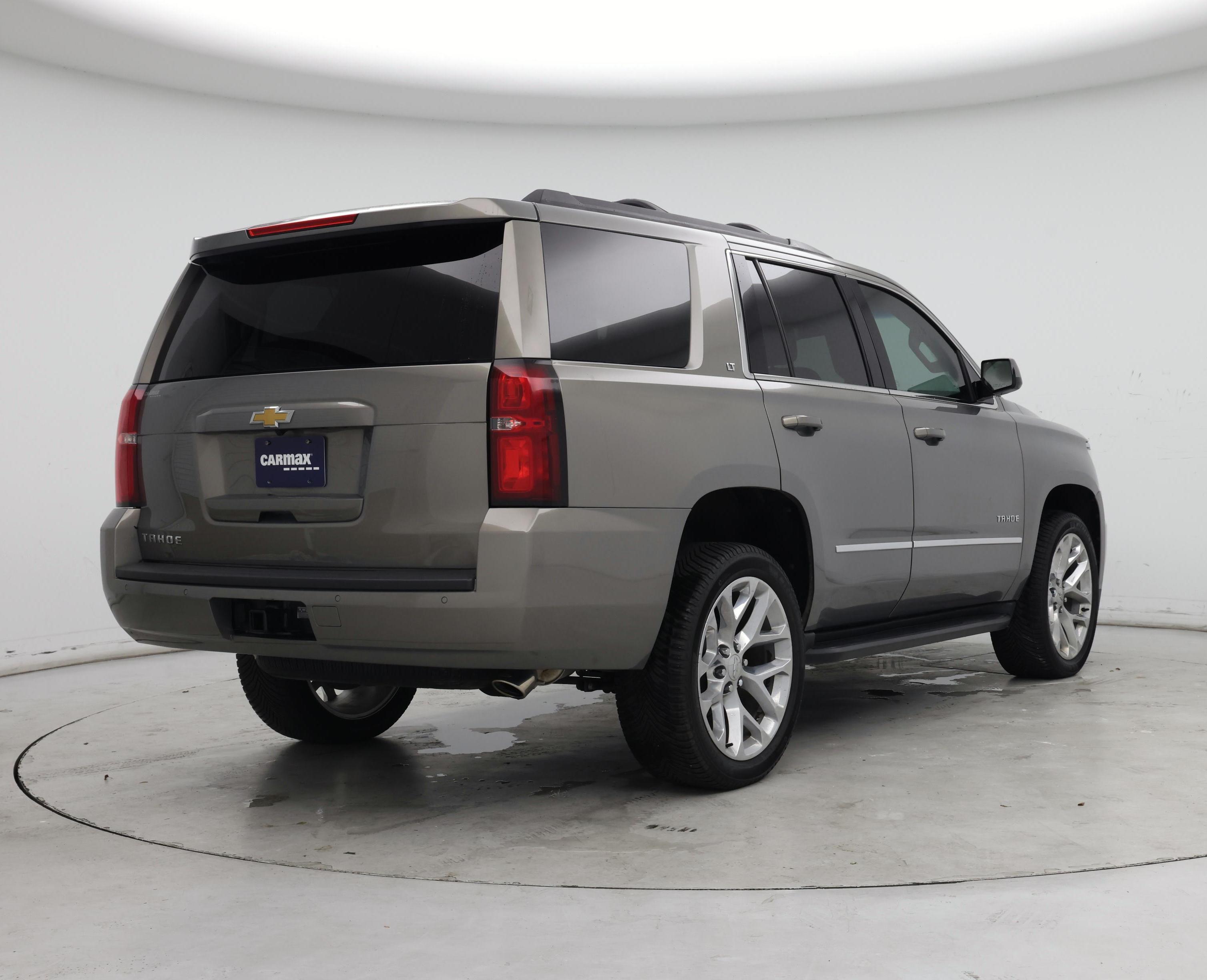 Thumbnail: 2019 Chevrolet Tahoe - 8