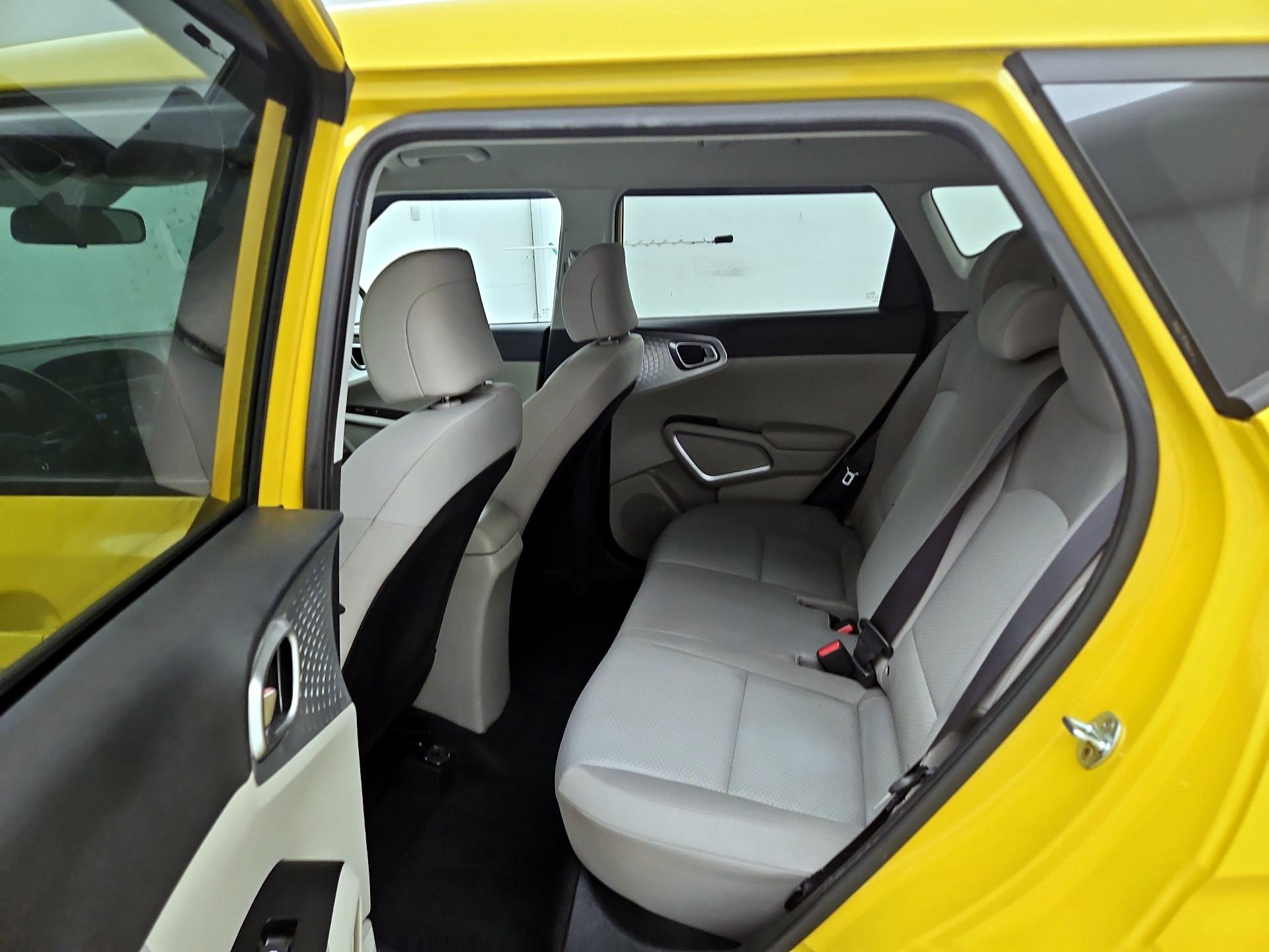 Thumbnail: 2020 Kia Soul - 19