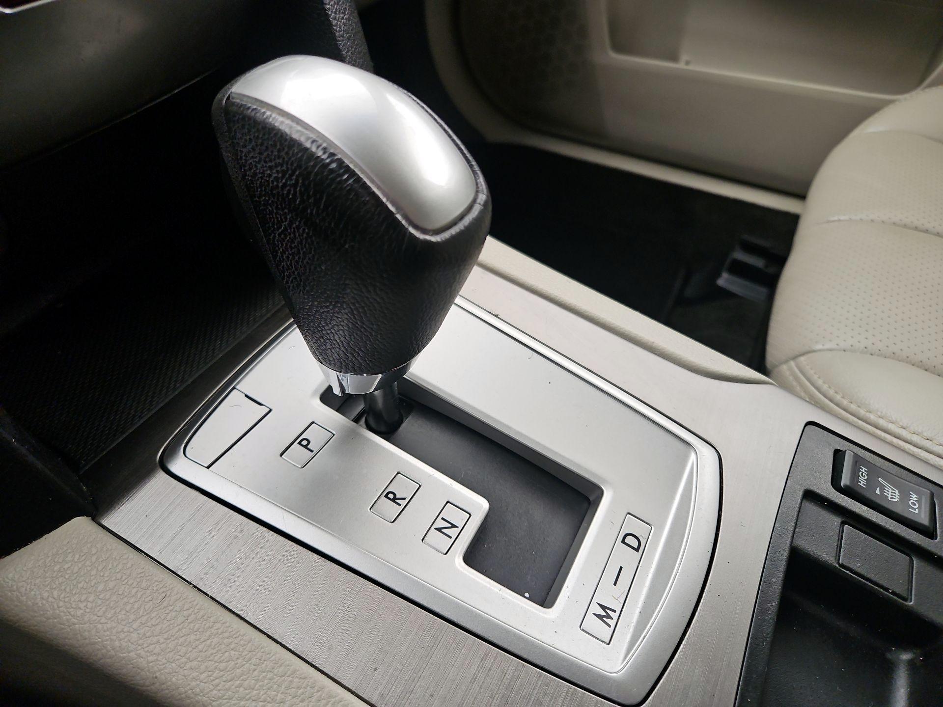 Thumbnail: 2014 Subaru Outback - 17