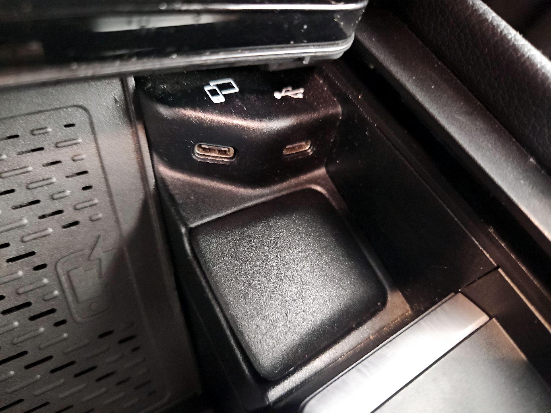 Thumbnail: 2021 Mercedes-Benz GLE - 19