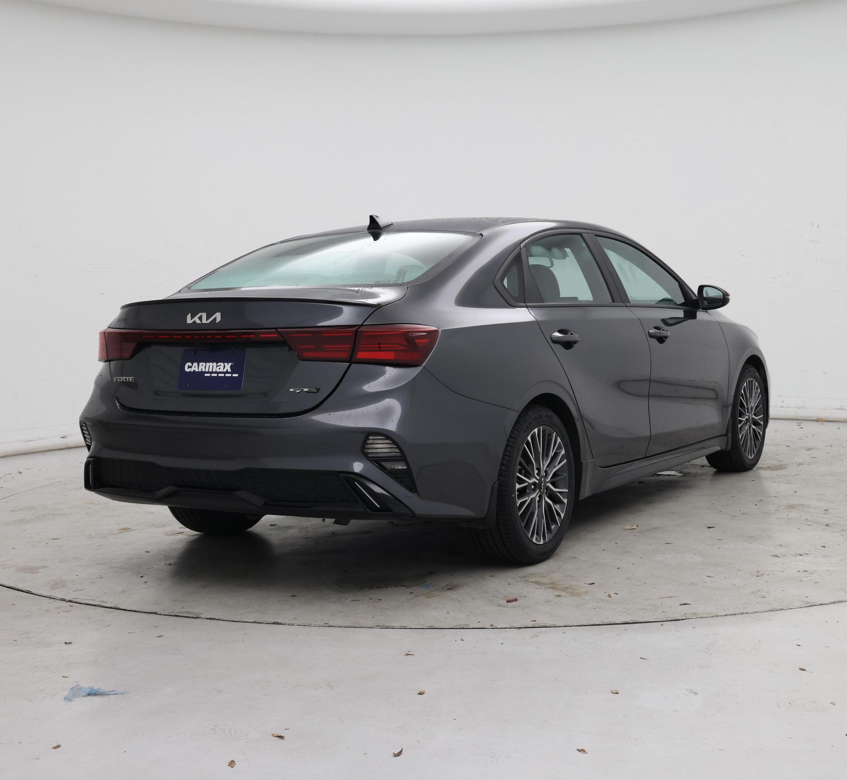 Thumbnail: 2023 Kia Forte - 8
