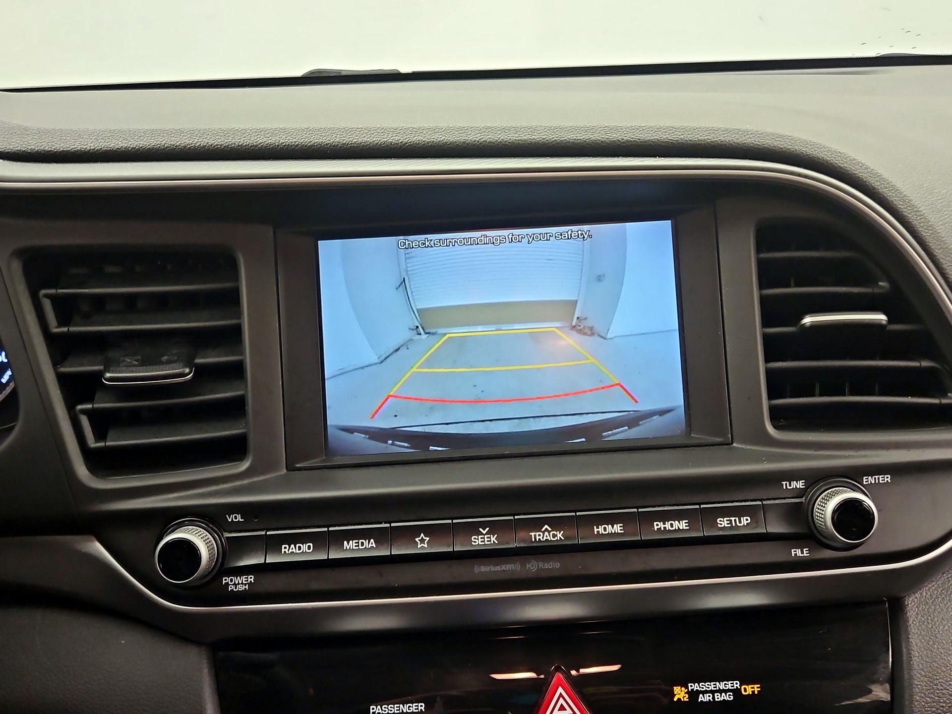 Thumbnail: 2019 Hyundai Elantra - 14