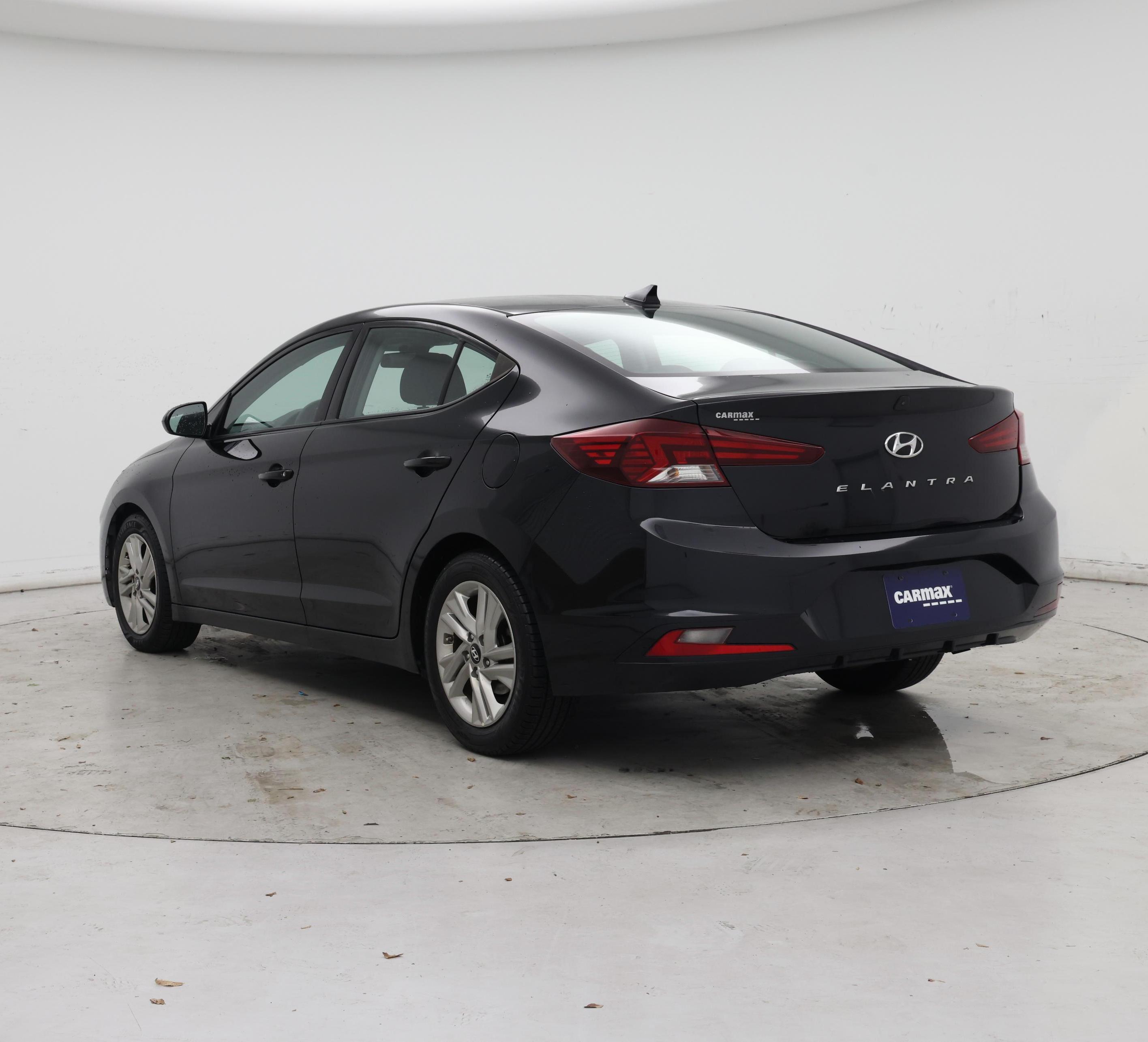 Thumbnail: 2019 Hyundai Elantra - 2