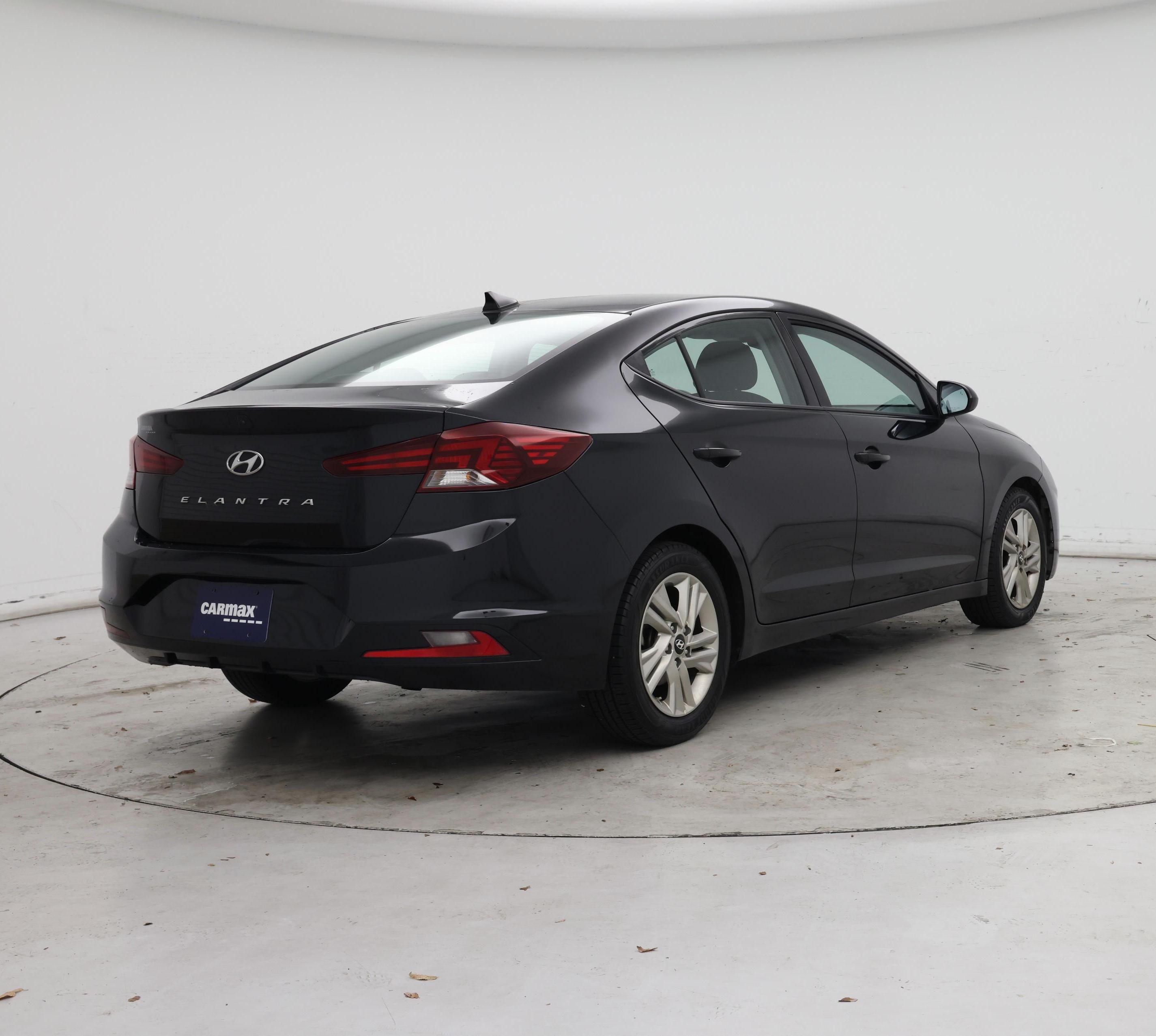 Thumbnail: 2019 Hyundai Elantra - 8