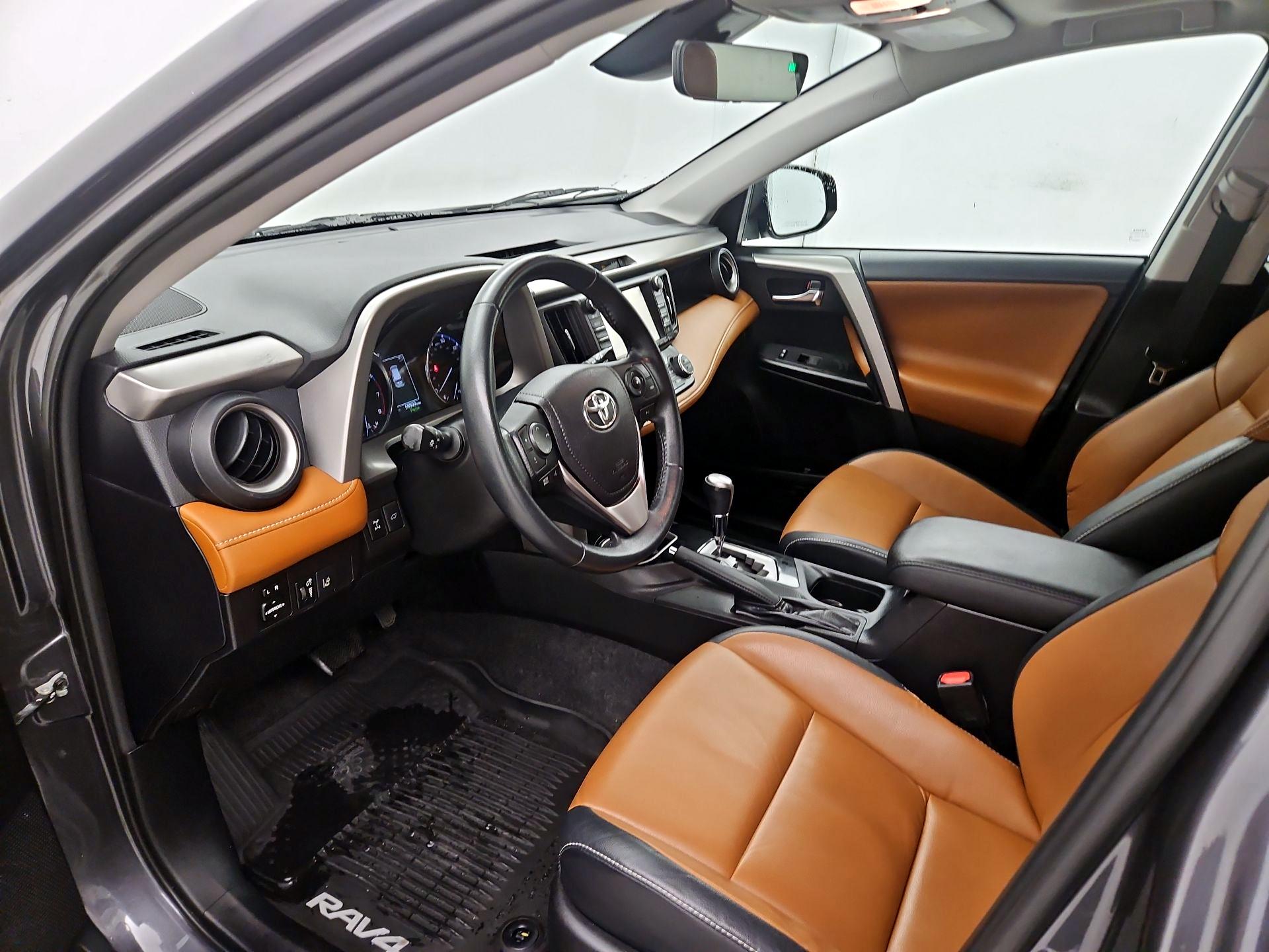Thumbnail: 2017 Toyota RAV4 - 11