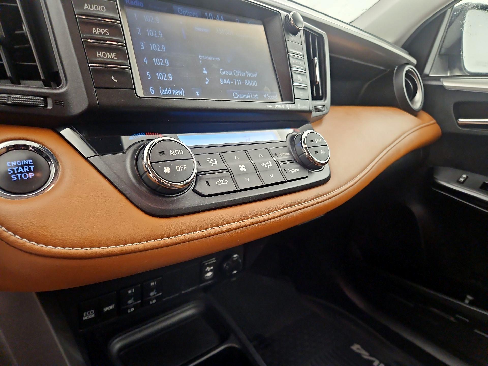 Thumbnail: 2017 Toyota RAV4 - 16