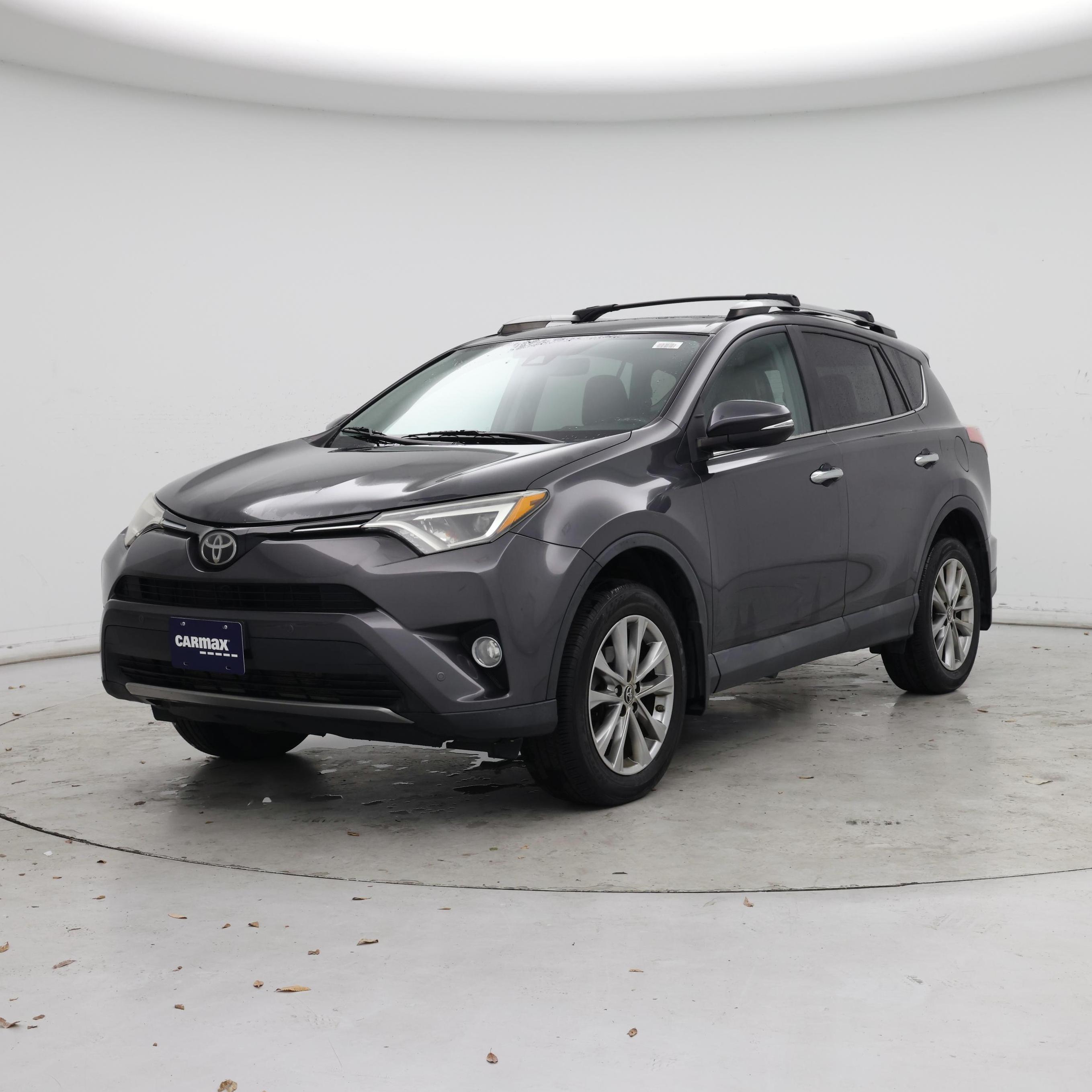 Thumbnail: 2017 Toyota RAV4 - 4