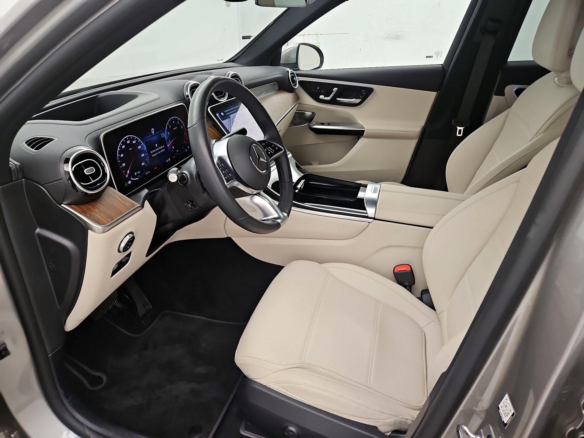 Thumbnail: 2024 Mercedes-Benz GLC - 11