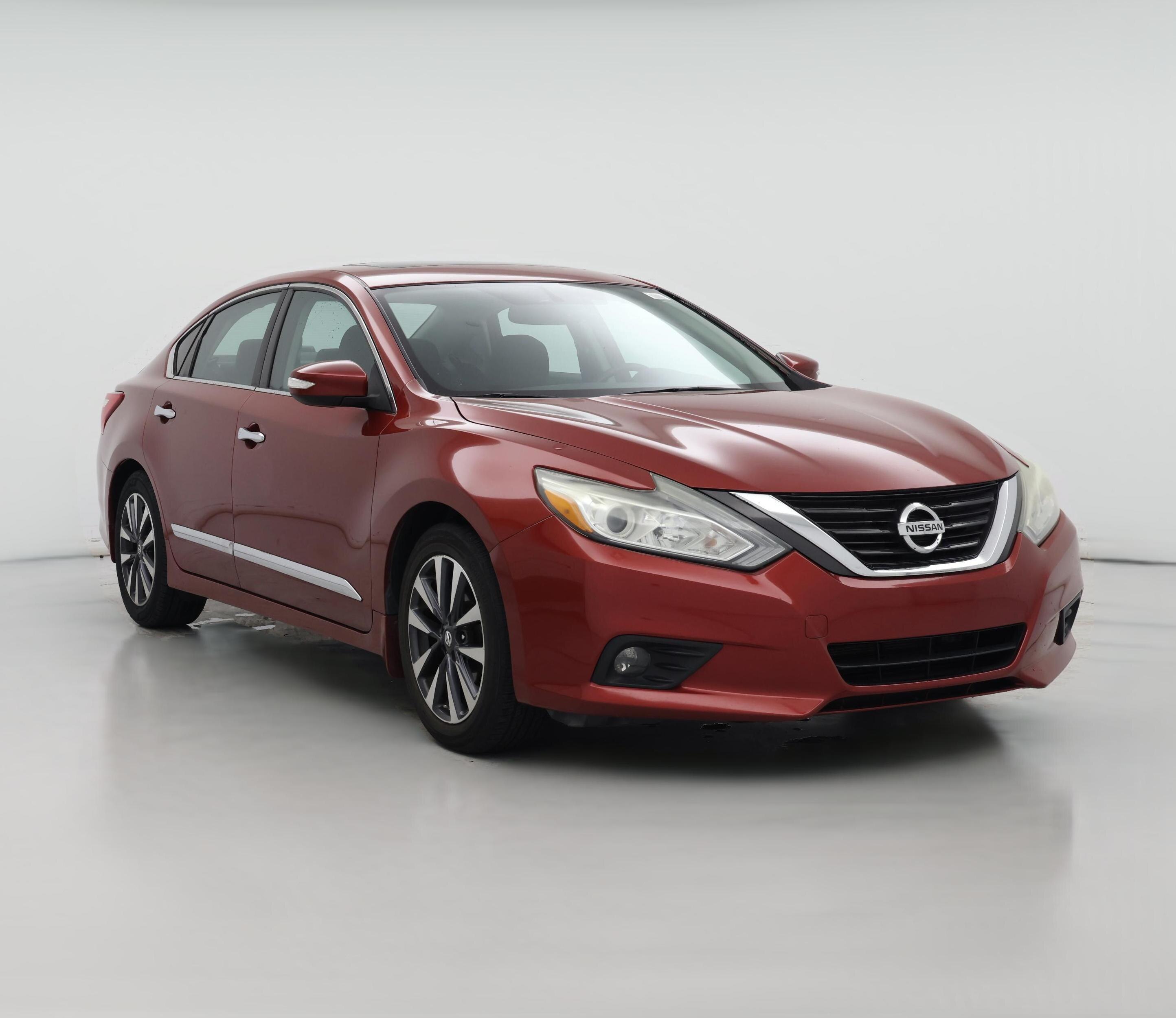 Thumbnail: 2016 Nissan Altima - 1