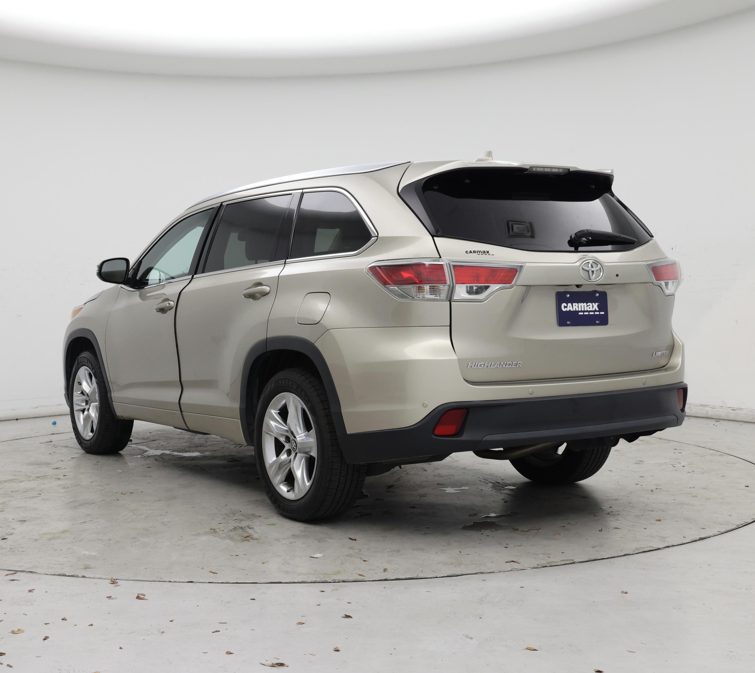 Thumbnail: 2016 Toyota Highlander - 2