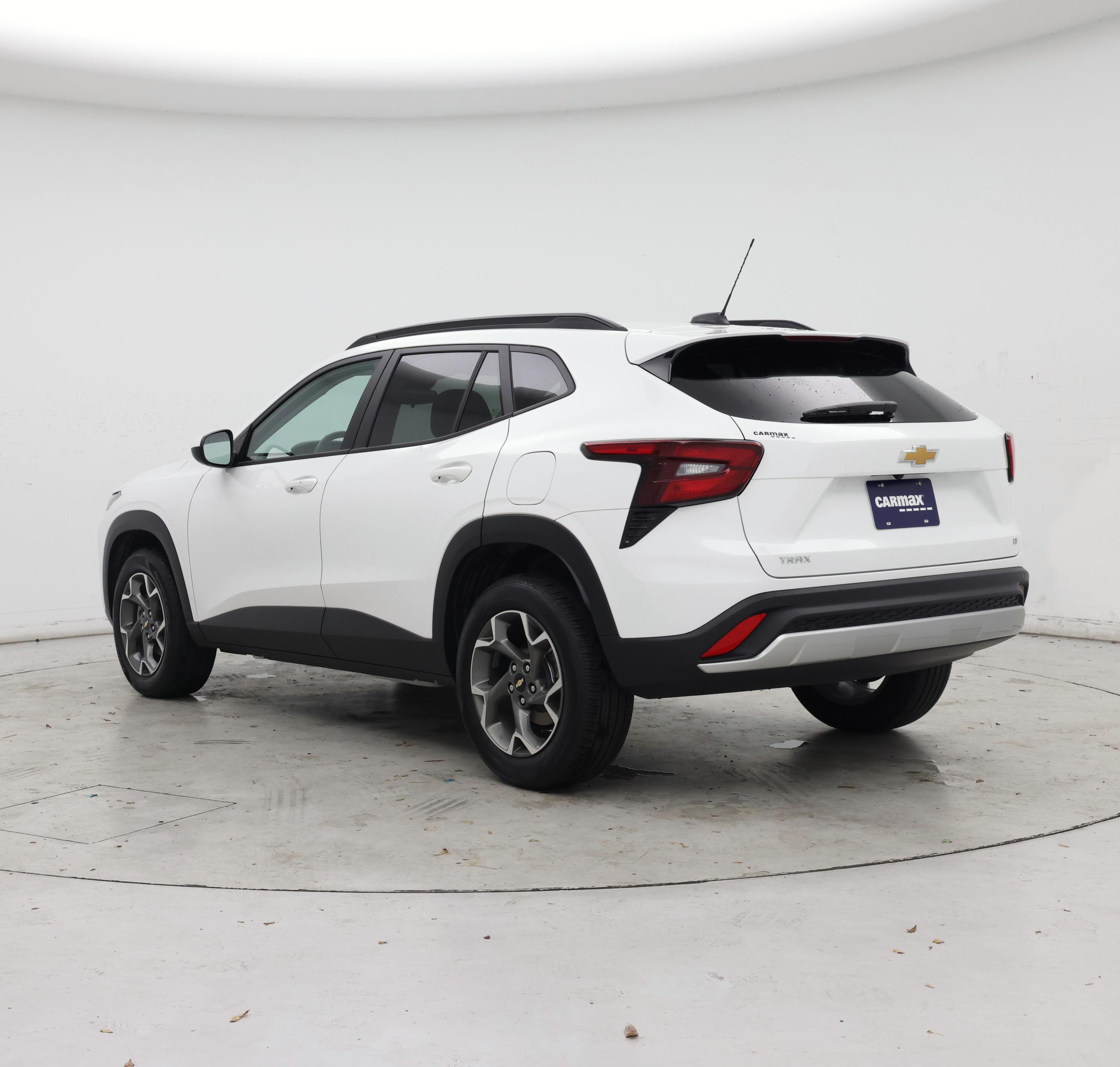 Thumbnail: 2025 Chevrolet Trax - 2