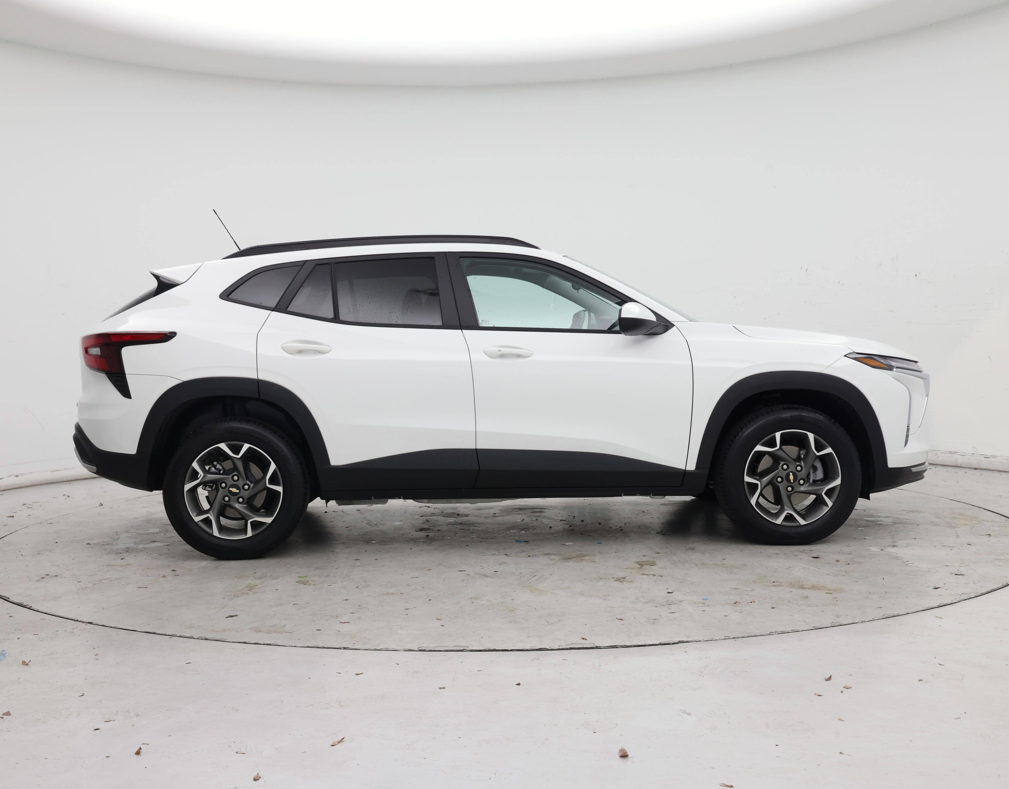 Thumbnail: 2025 Chevrolet Trax - 7