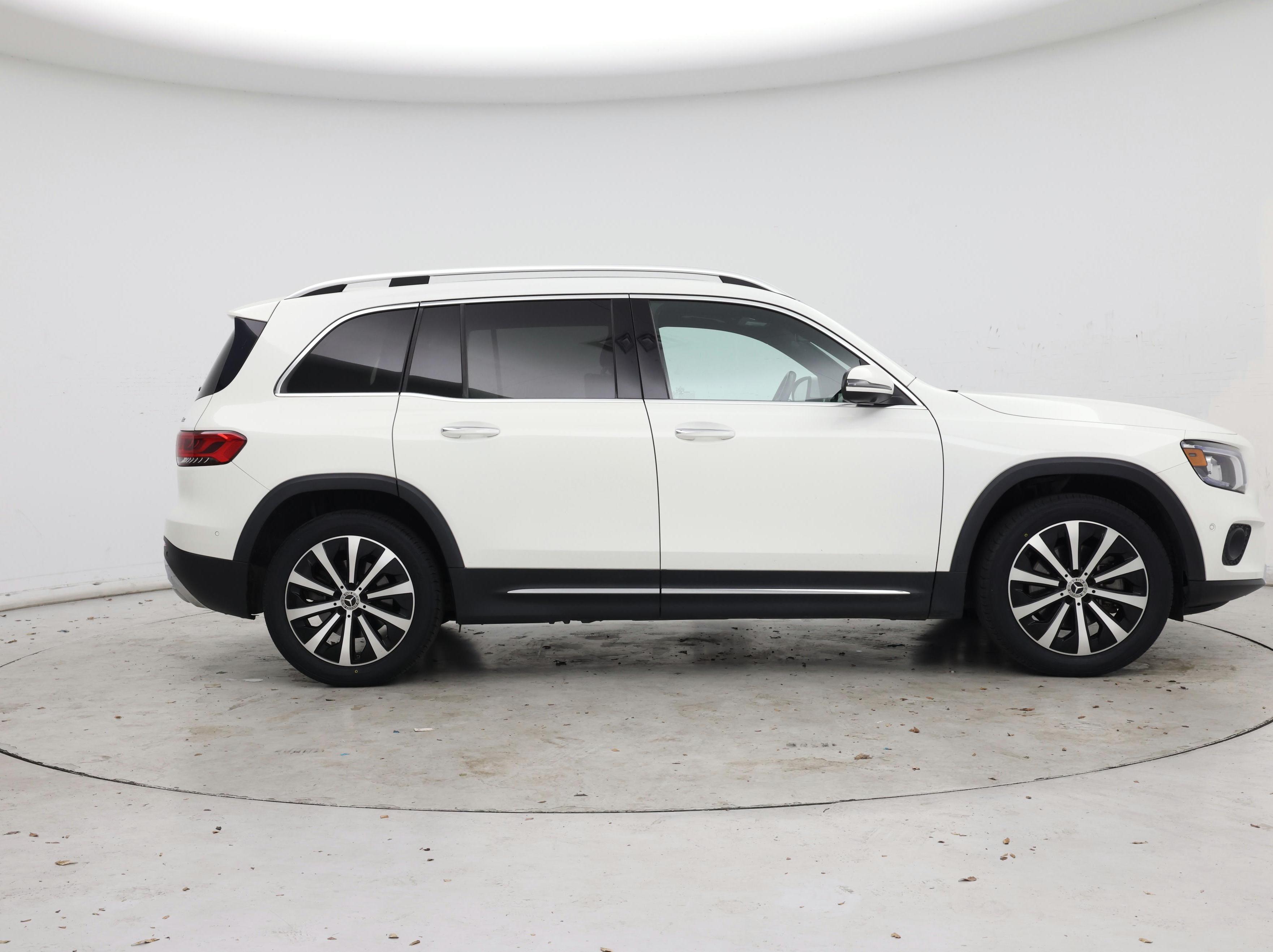 Thumbnail: 2022 Mercedes-Benz GLB - 7