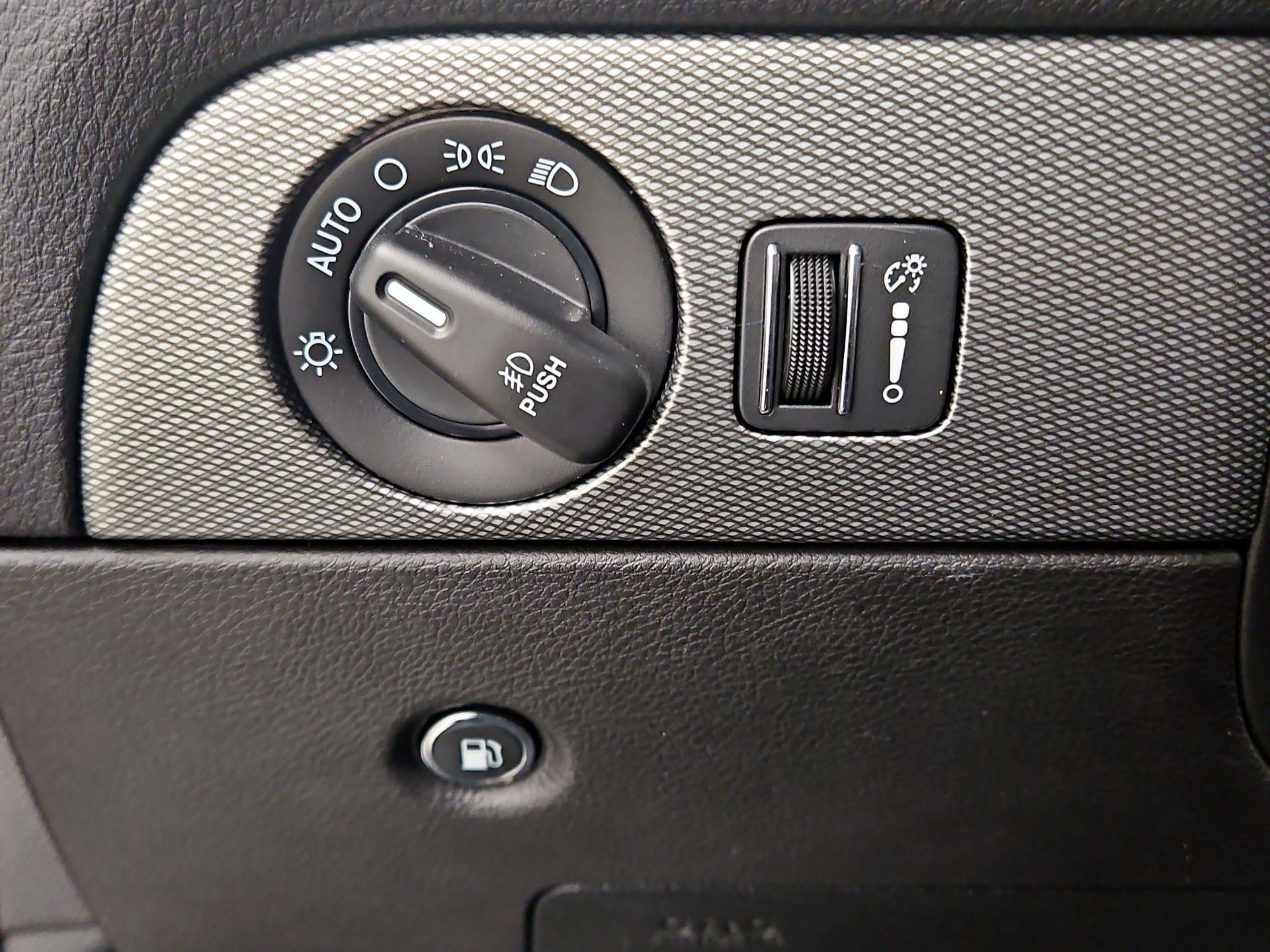 Thumbnail: 2020 Dodge Durango - 13