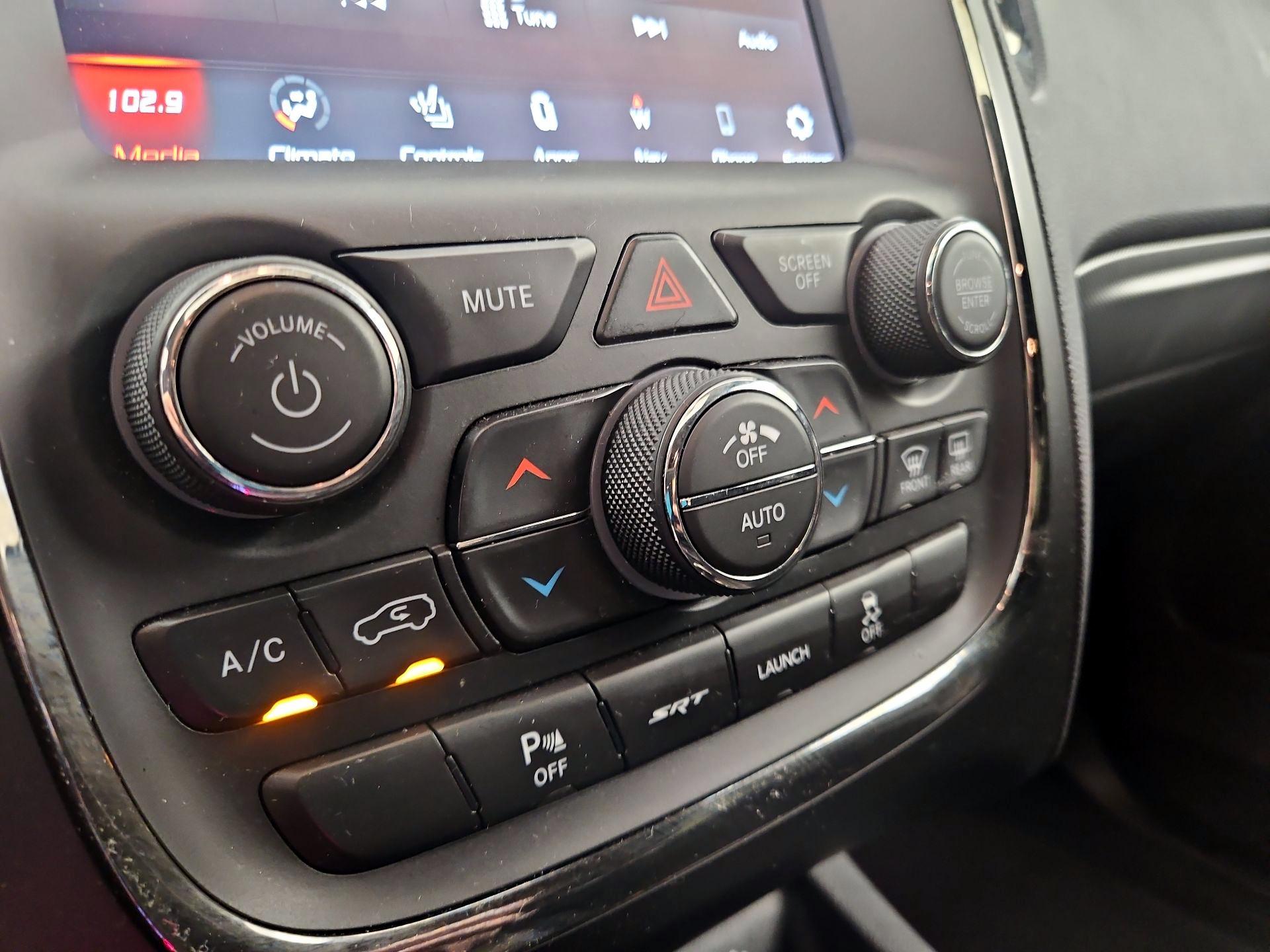 Thumbnail: 2020 Dodge Durango - 17