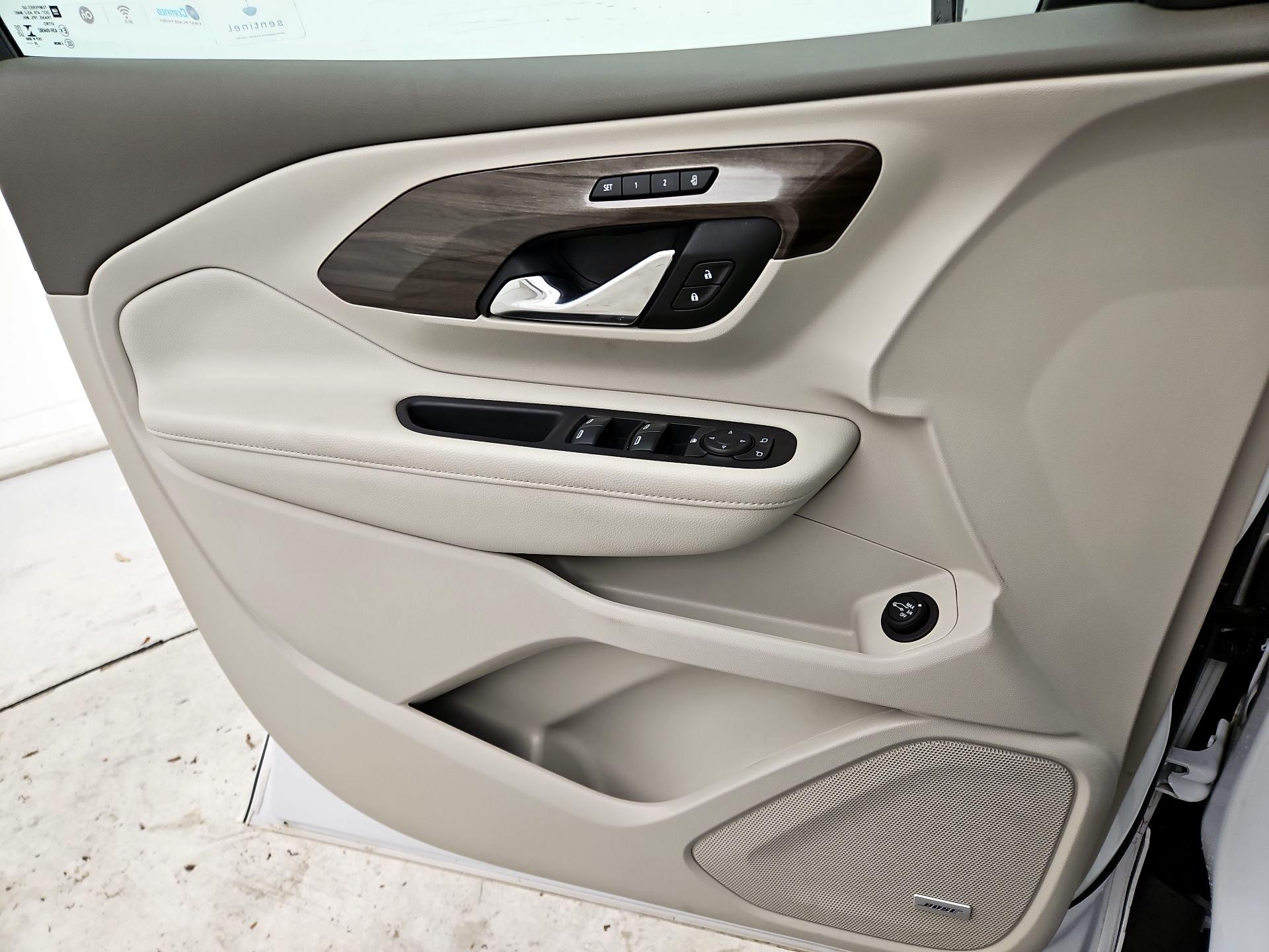 Thumbnail: 2020 GMC Terrain - 12