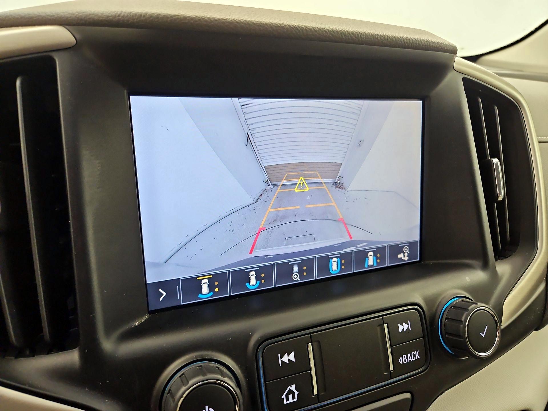 Thumbnail: 2020 GMC Terrain - 15