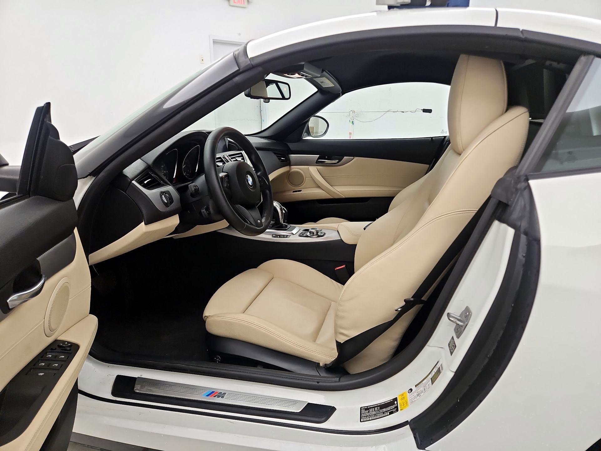 Thumbnail: 2015 BMW Z4 - 11