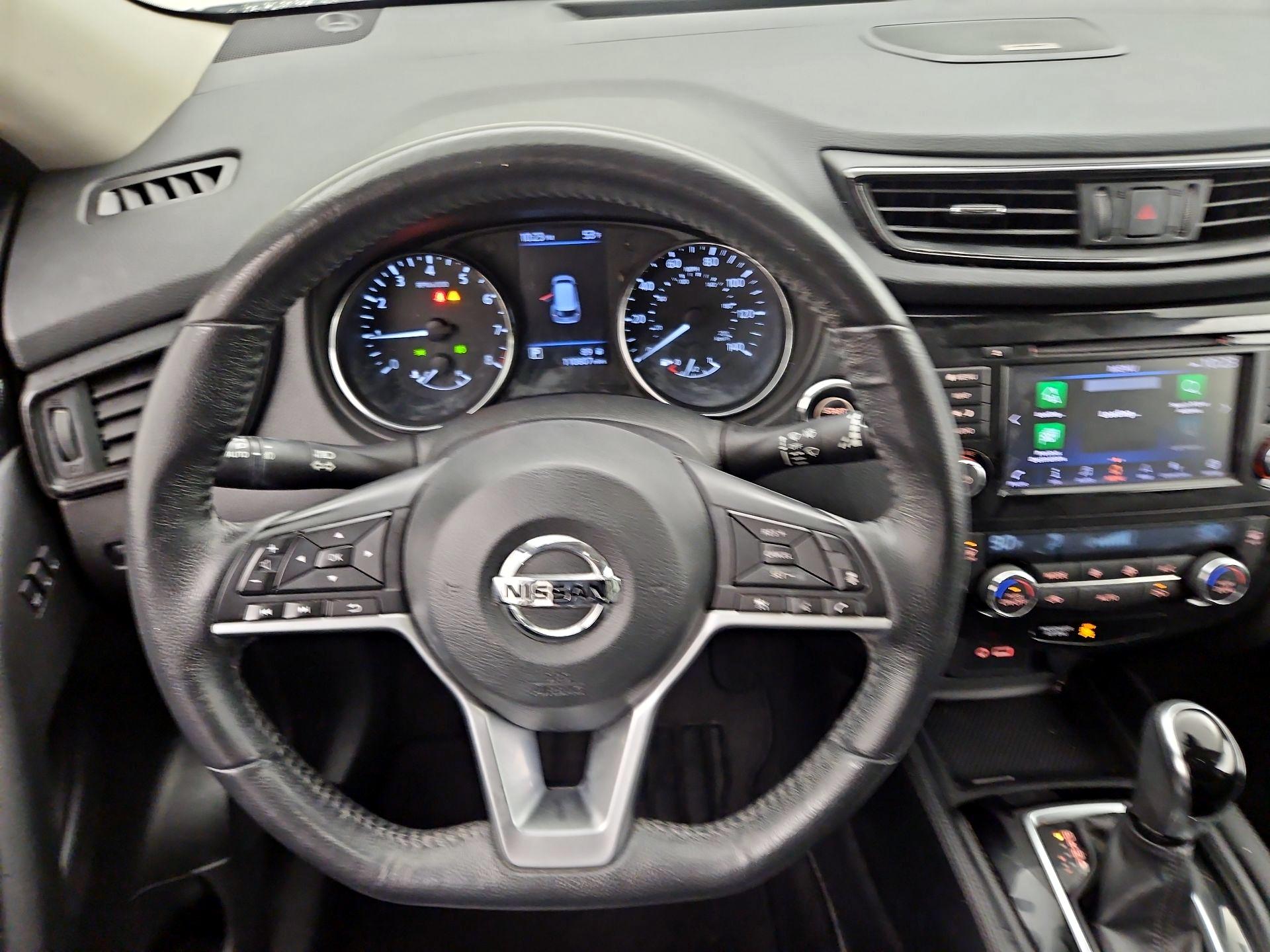 Thumbnail: 2018 Nissan Rogue - 10