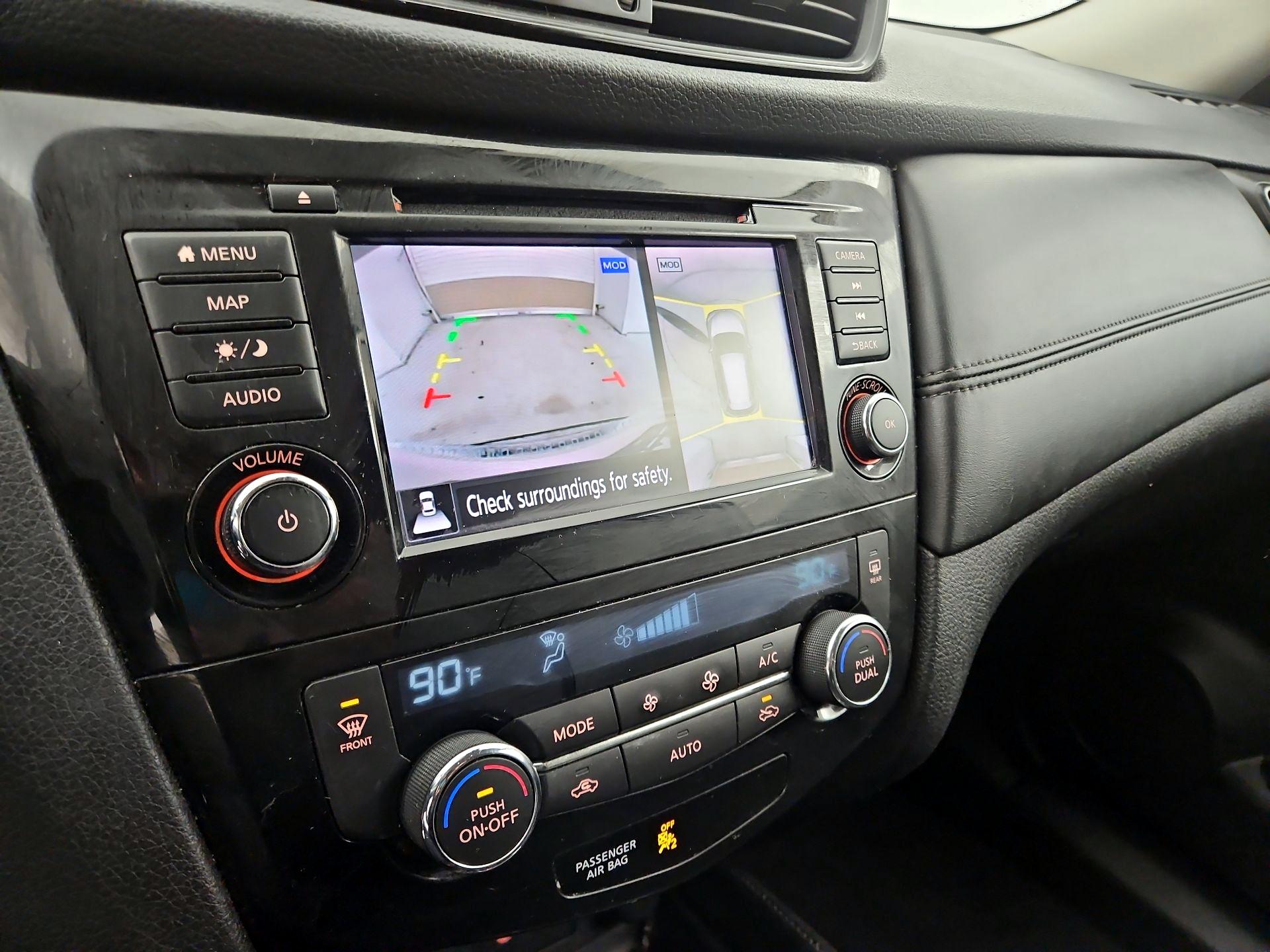 Thumbnail: 2018 Nissan Rogue - 14