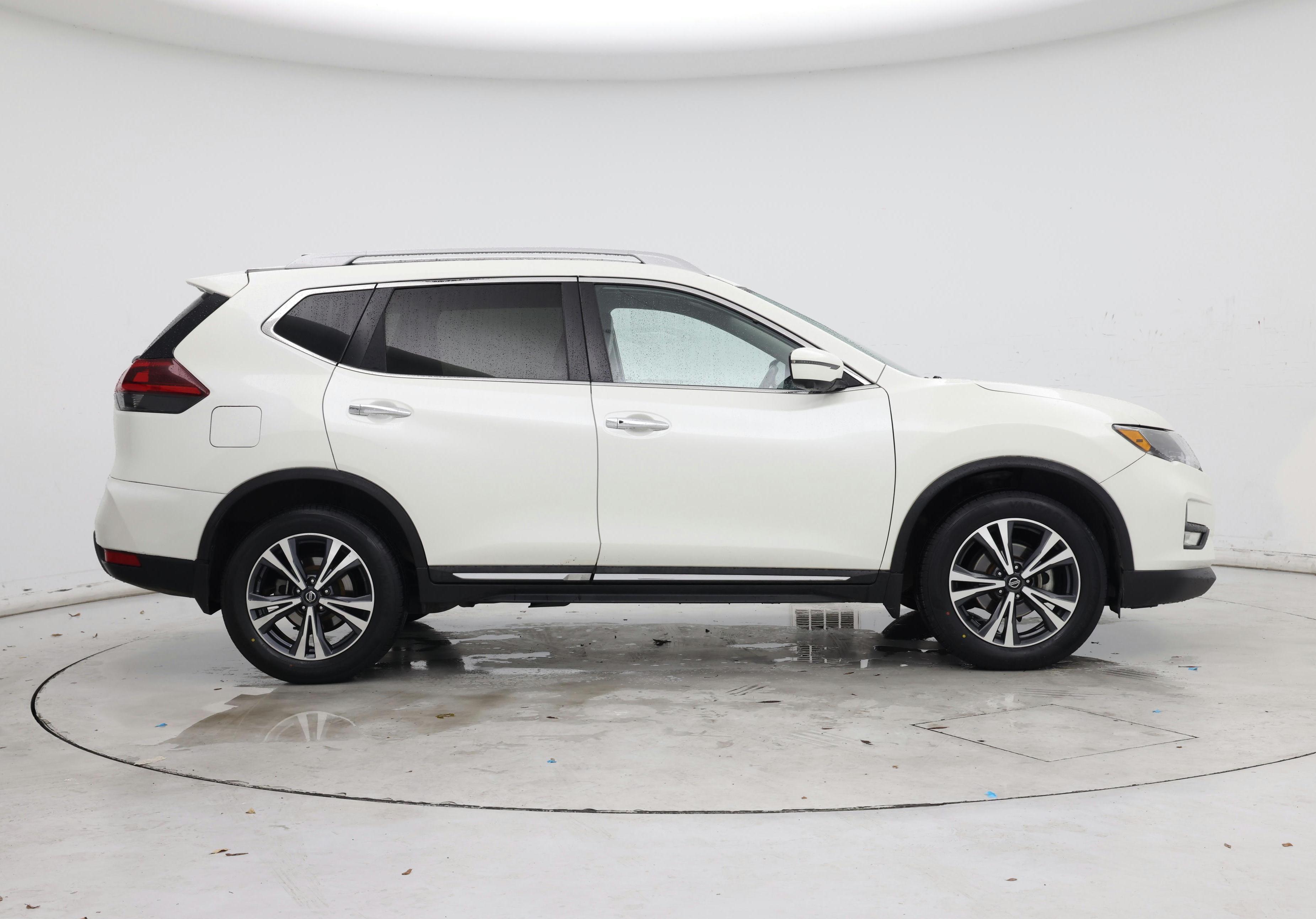 Thumbnail: 2018 Nissan Rogue - 7